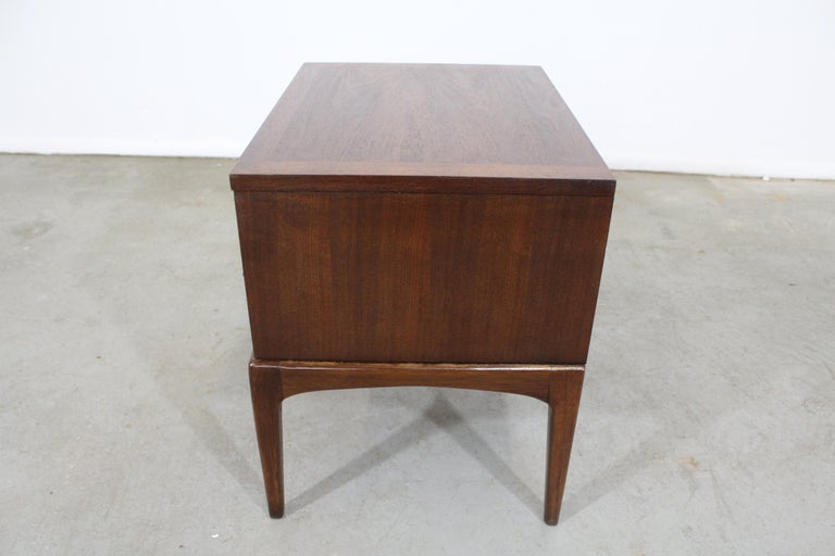 Midcentury Lane Rhythm Walnut Nightstand For Sale at 1stdibs
