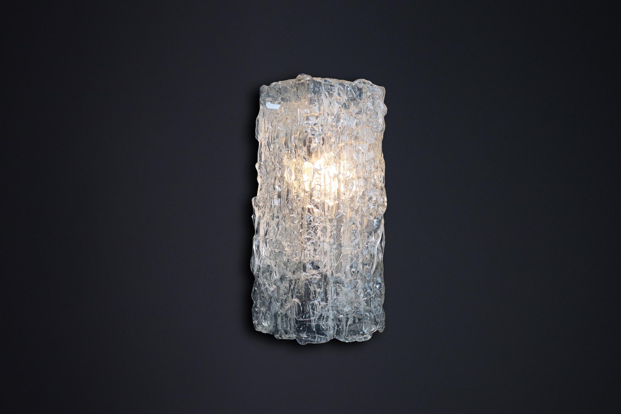 Grandes appliques en verre d'art du milieu du siècle, Autriche, années 1950 en vente 7