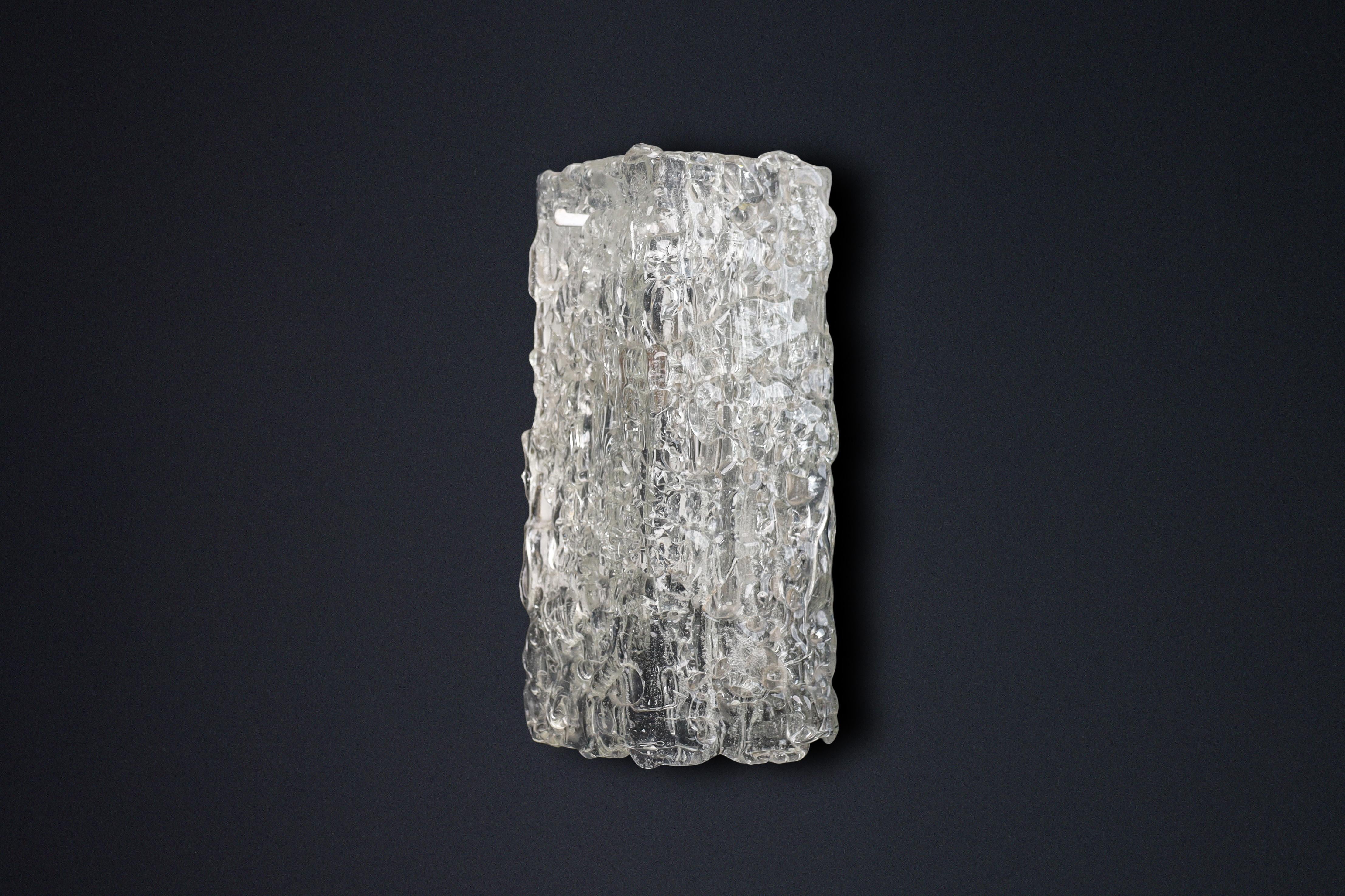 20ième siècle Grandes appliques en verre d'art du milieu du siècle, Autriche, années 1950 en vente
