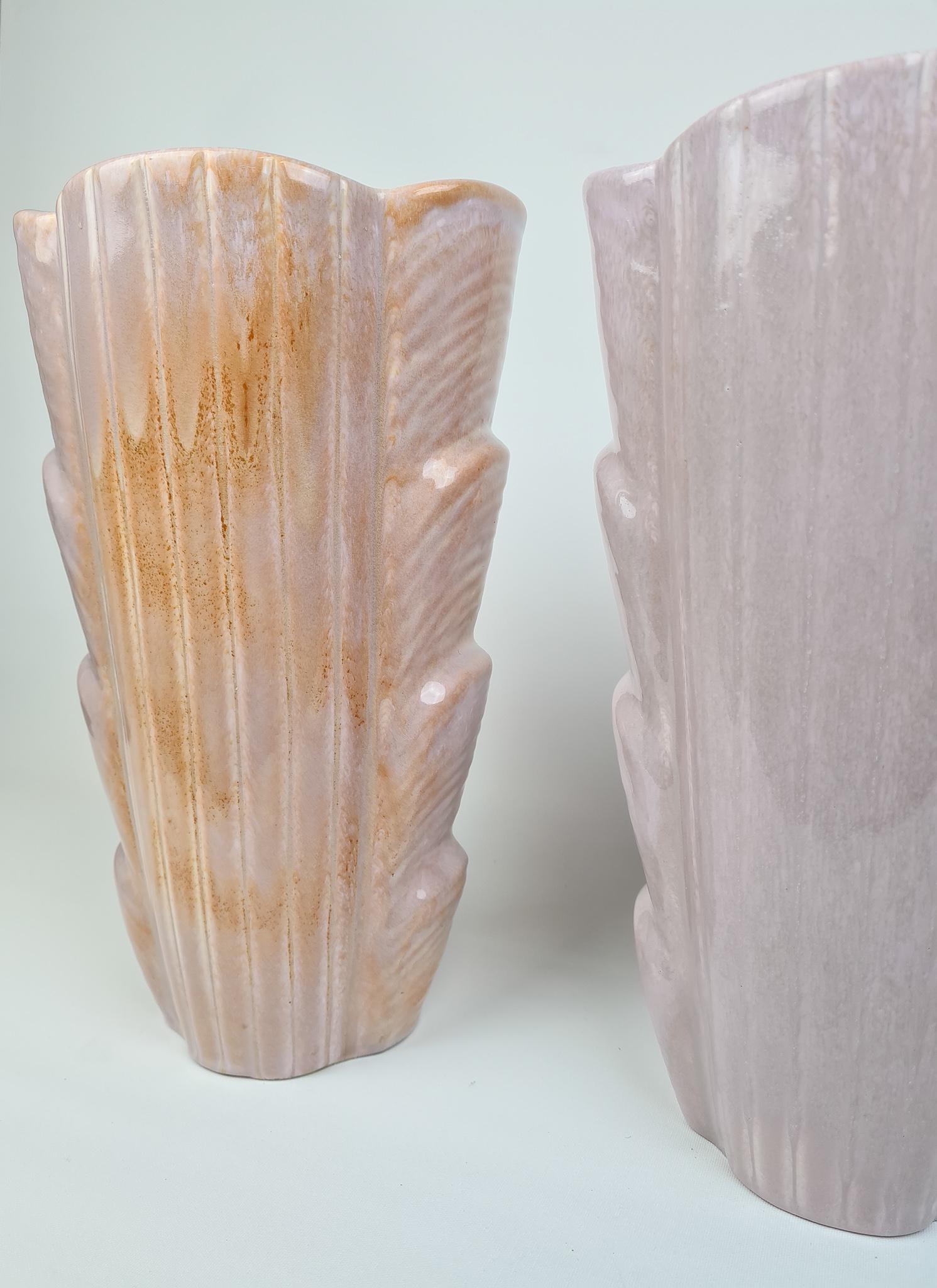 Metà XX secolo Vasi di grandi dimensioni in ceramica del Medioevo Rörstrand Gunnar Nylund, Svezia in vendita