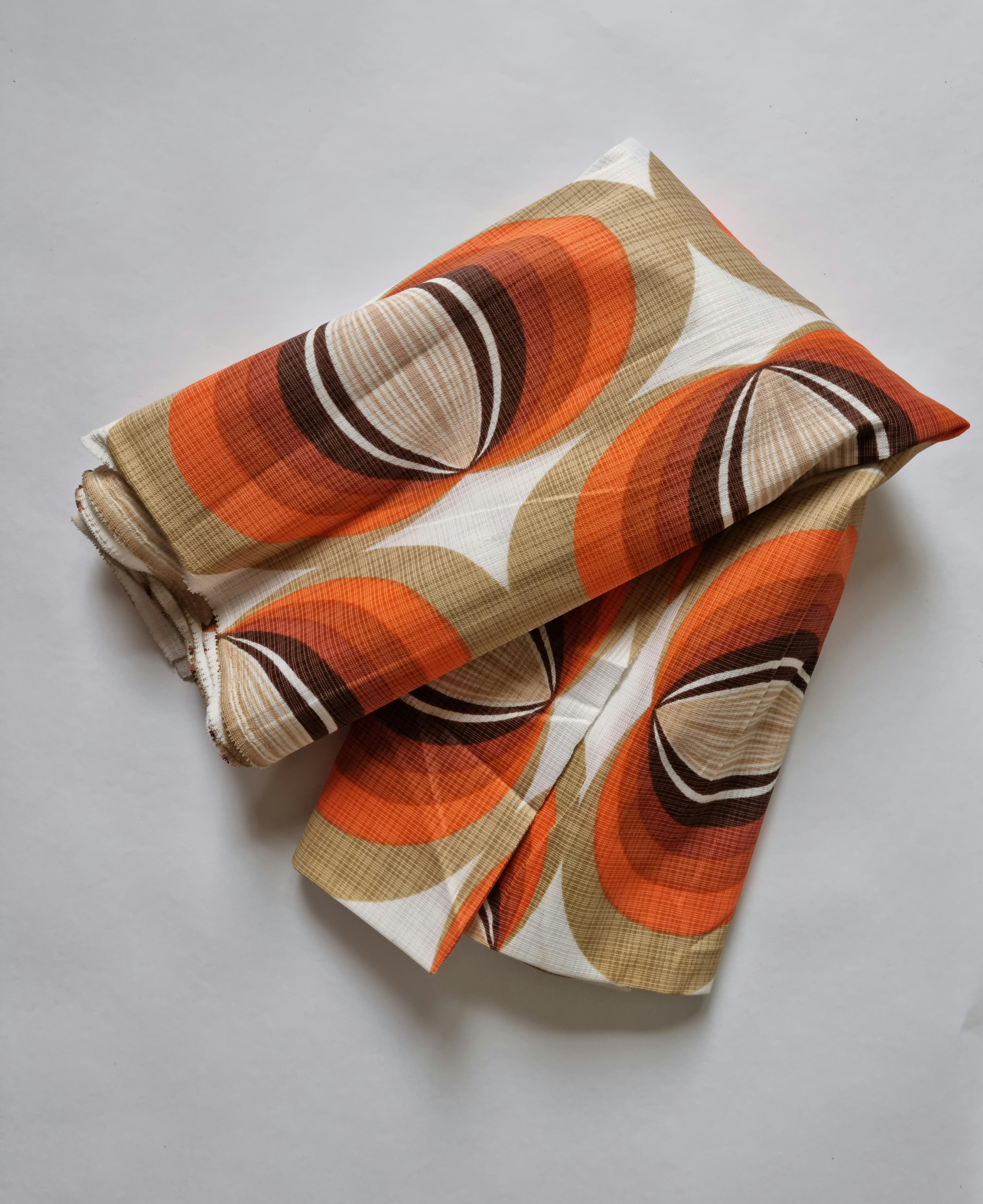 Milieu du XXe siècle Grand tissu ou textile du milieu du siècle dernier dans le style de Panton Verner, années 1960 en vente