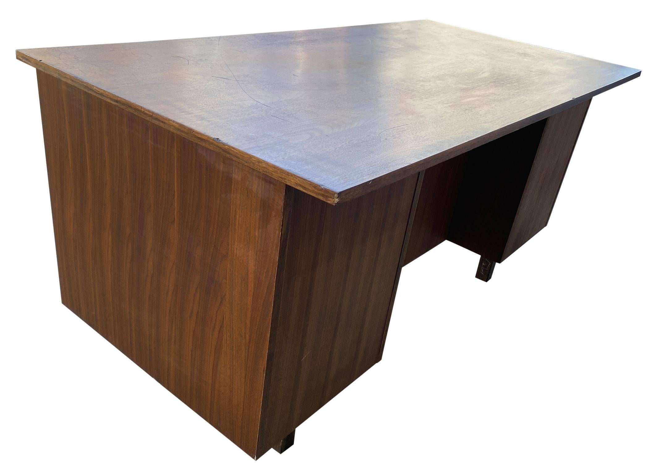 Midcentury Large Danish Modern Teak Kneehole Desk 4 Drawers 1 Cabinet 4