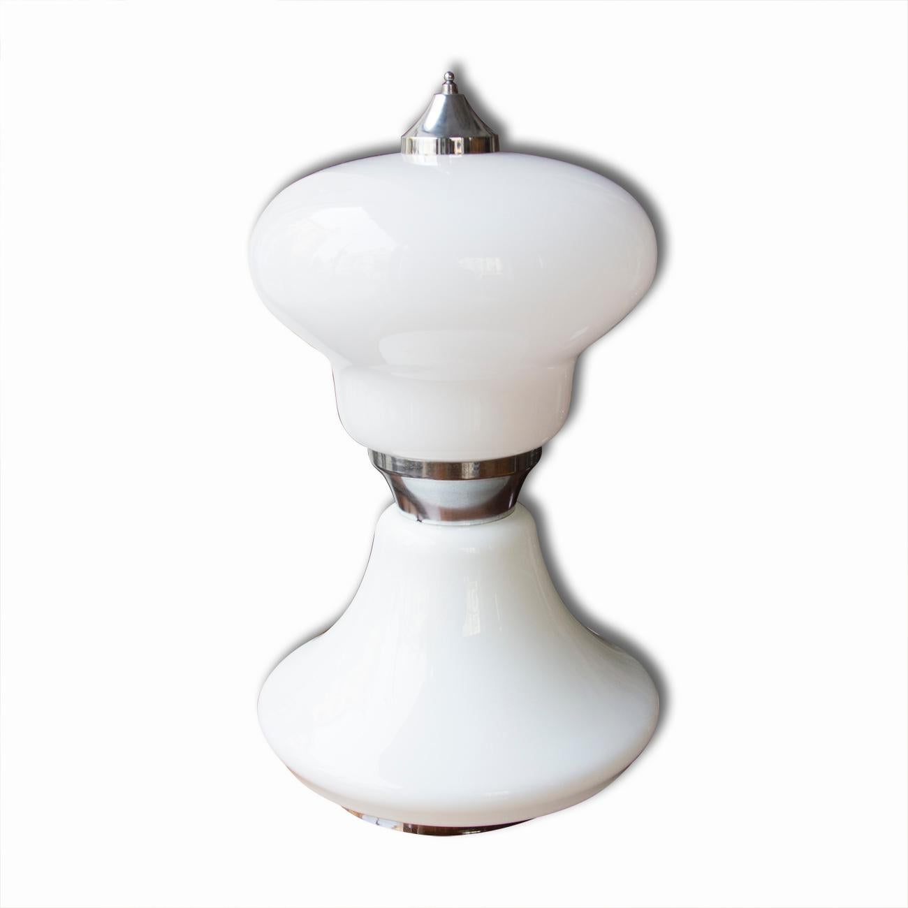 Midcentury Large Italian Milky Glass Table Lamp, 1960s For Sale 8