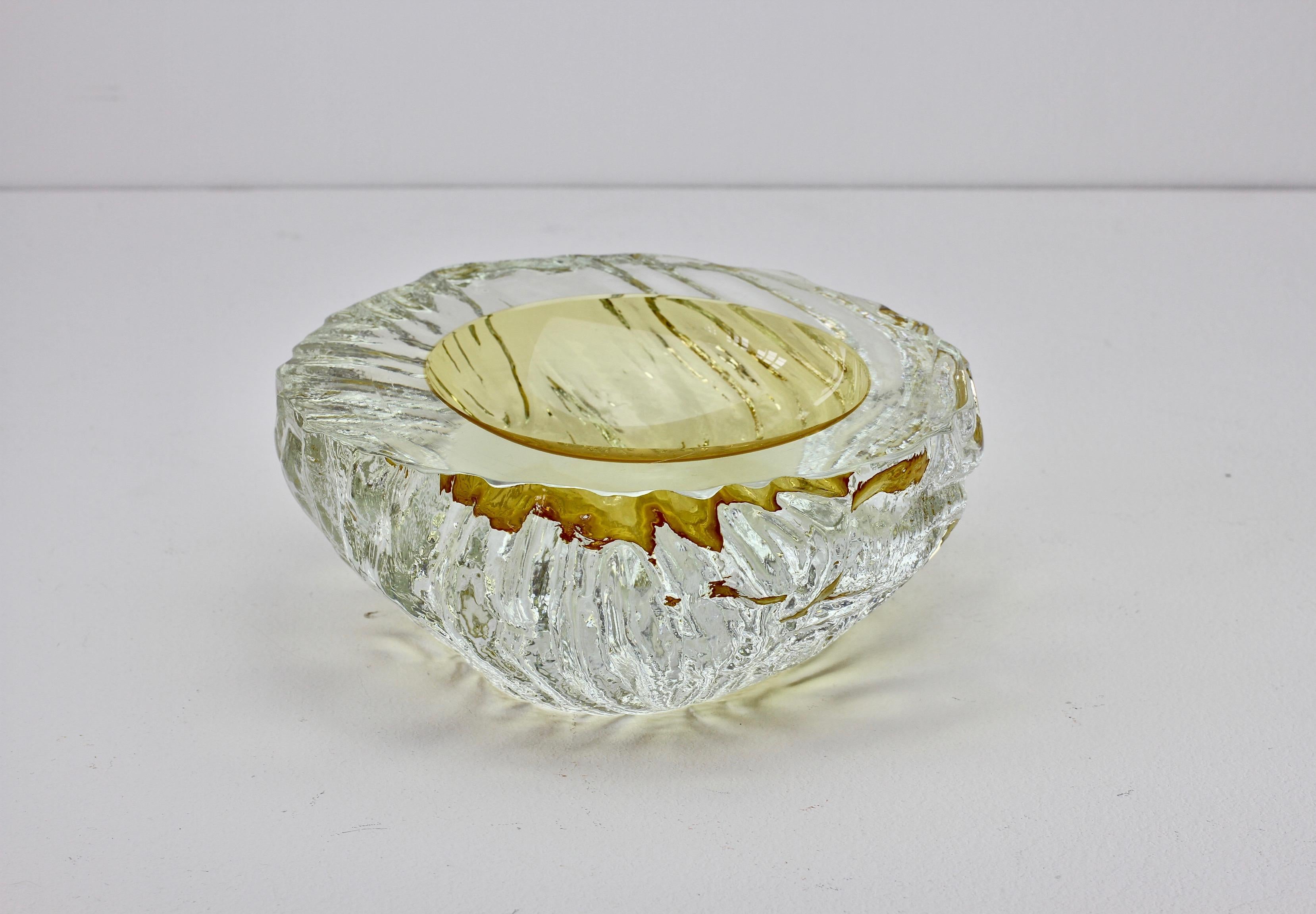 Blown Glass Large Vintage Italian 'Sommerso' Murano Glass Bowl Maurizio Albarelli Attributed