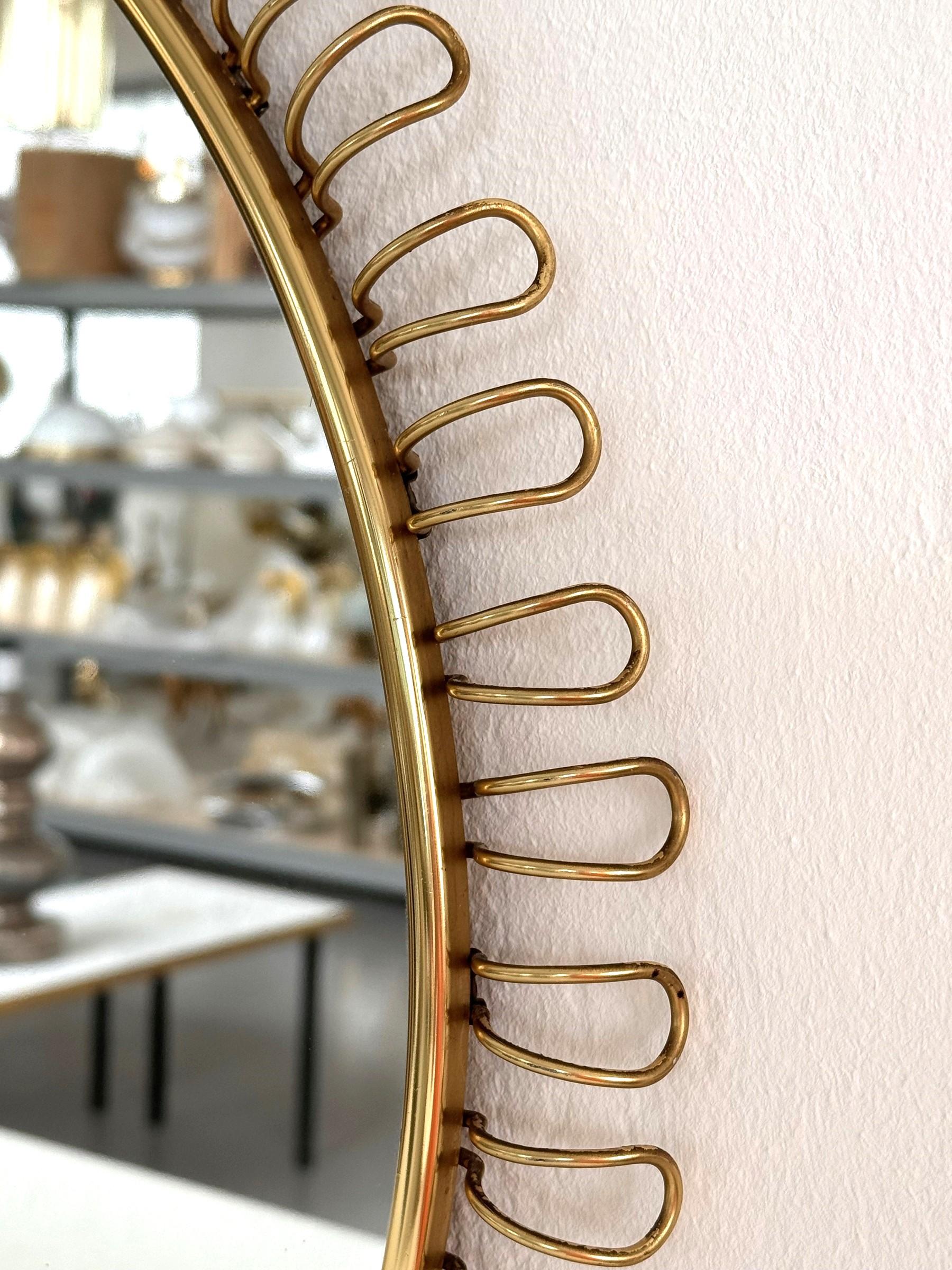 Midcentury Large Round Sunburst Wall Mirror with Golden Metal Loop Frame, 1970s For Sale 1