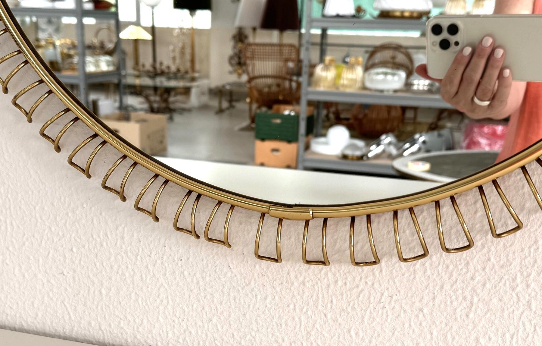 Midcentury Large Round Sunburst Wall Mirror with Golden Metal Loop Frame, 1970s For Sale 3