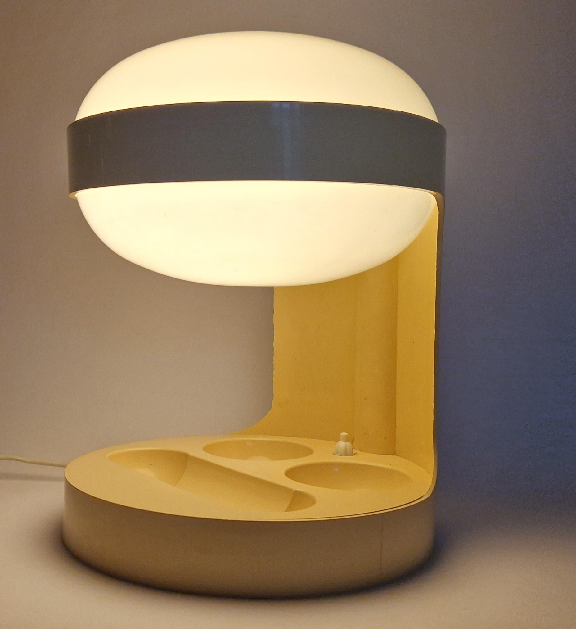 Midcentury Large Table Lamp KD29 by Joe Colombo for Kartell, Italy, 1960s For Sale 6