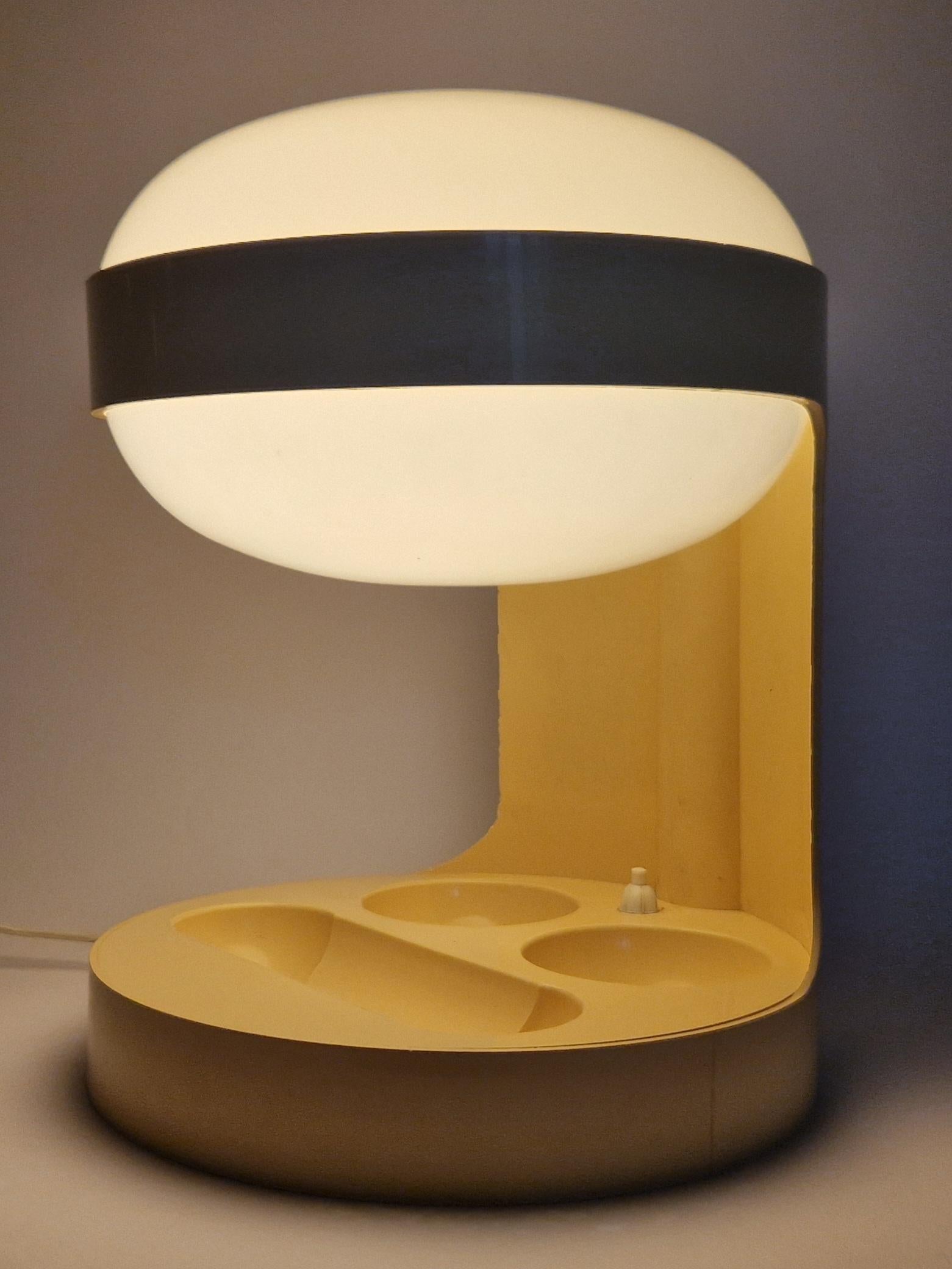 Midcentury Large Table Lamp KD29 by Joe Colombo for Kartell, Italy, 1960s For Sale 7
