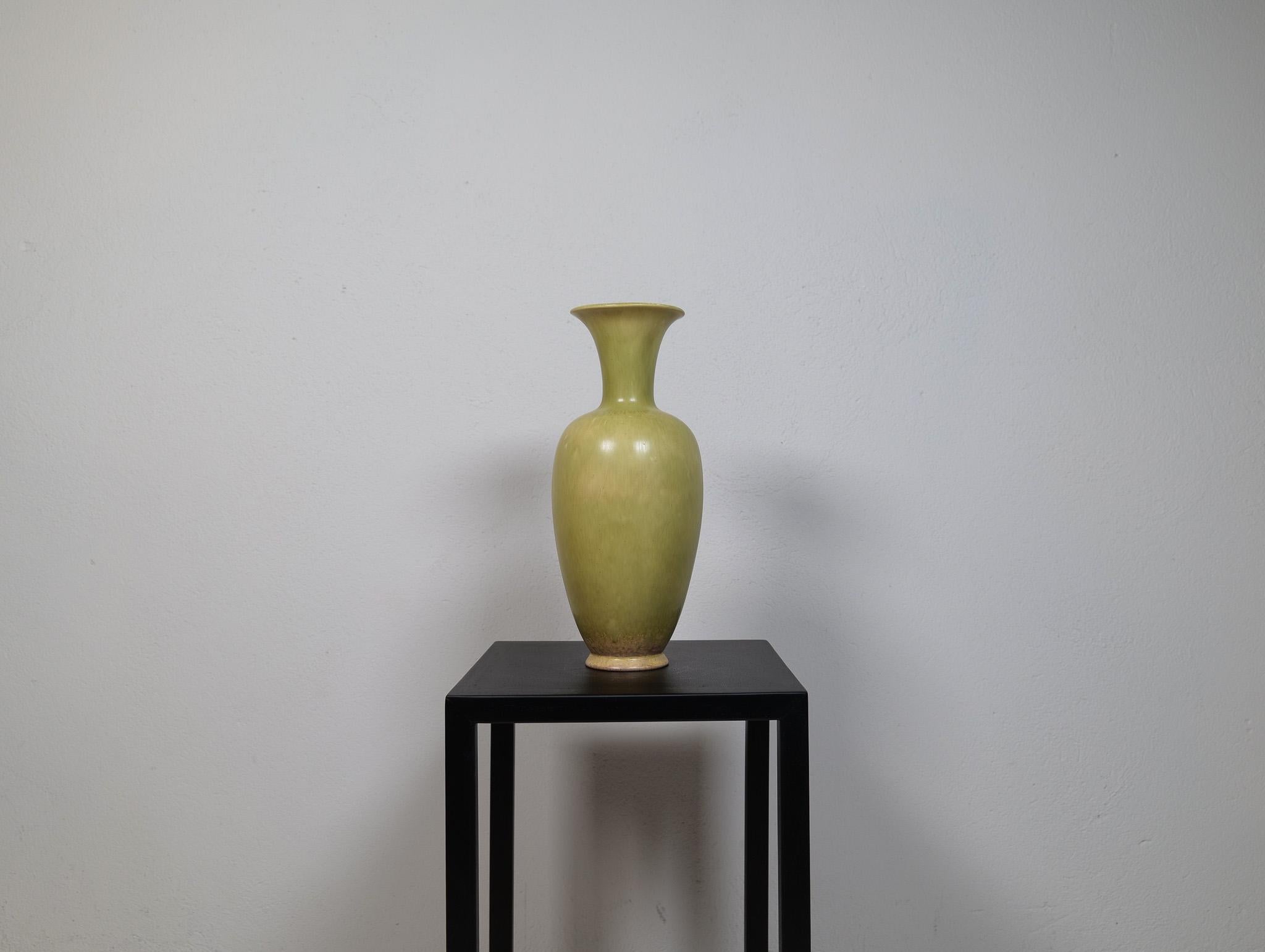 Midcentury Modern Large Vase Rörstrand by Gunnar Nylund, Sweden, 1950s For Sale 4