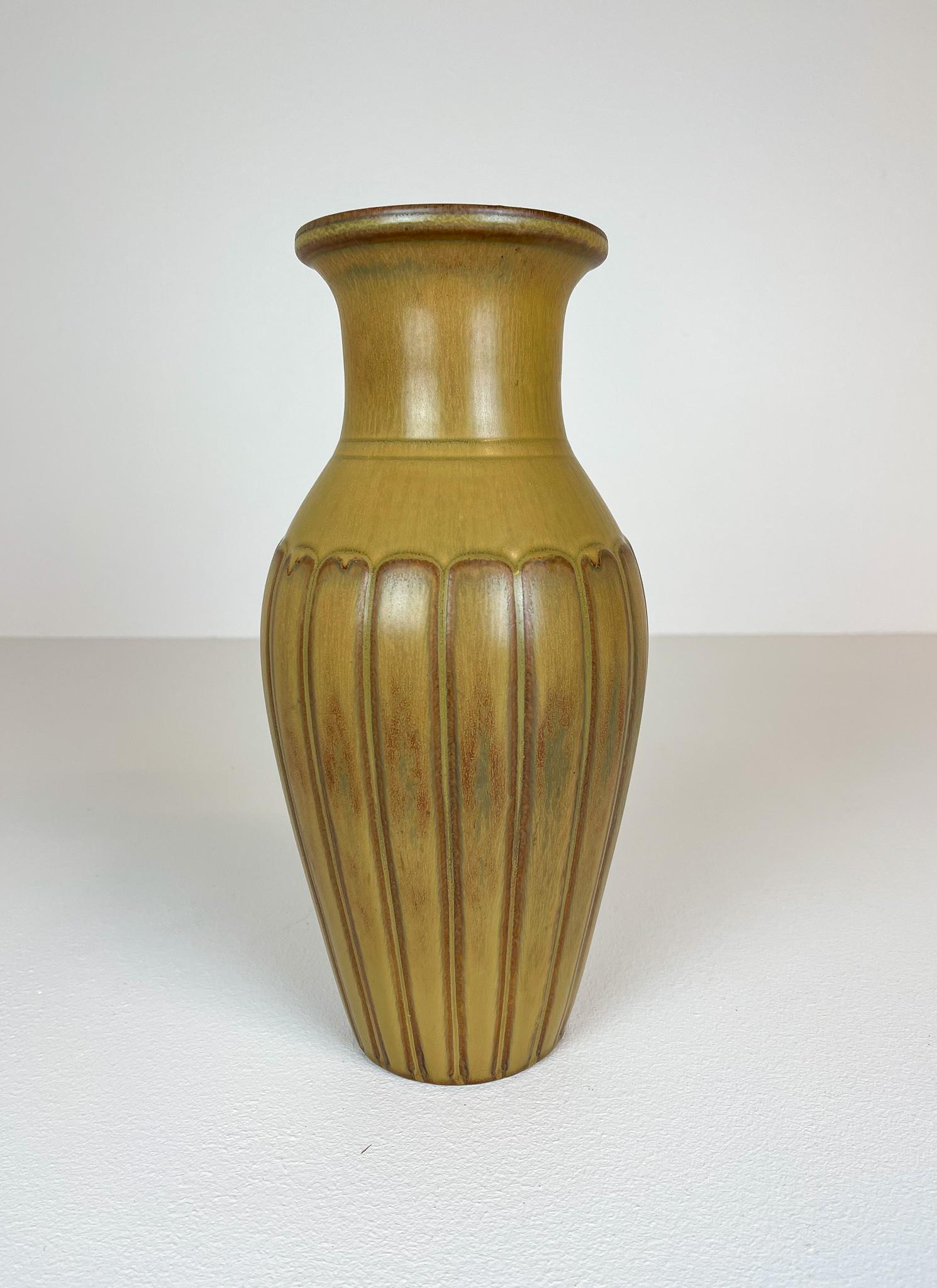 Midcentury Modern Large Vase Rörstrand by Gunnar Nylund, Sweden In Good Condition In Hillringsberg, SE