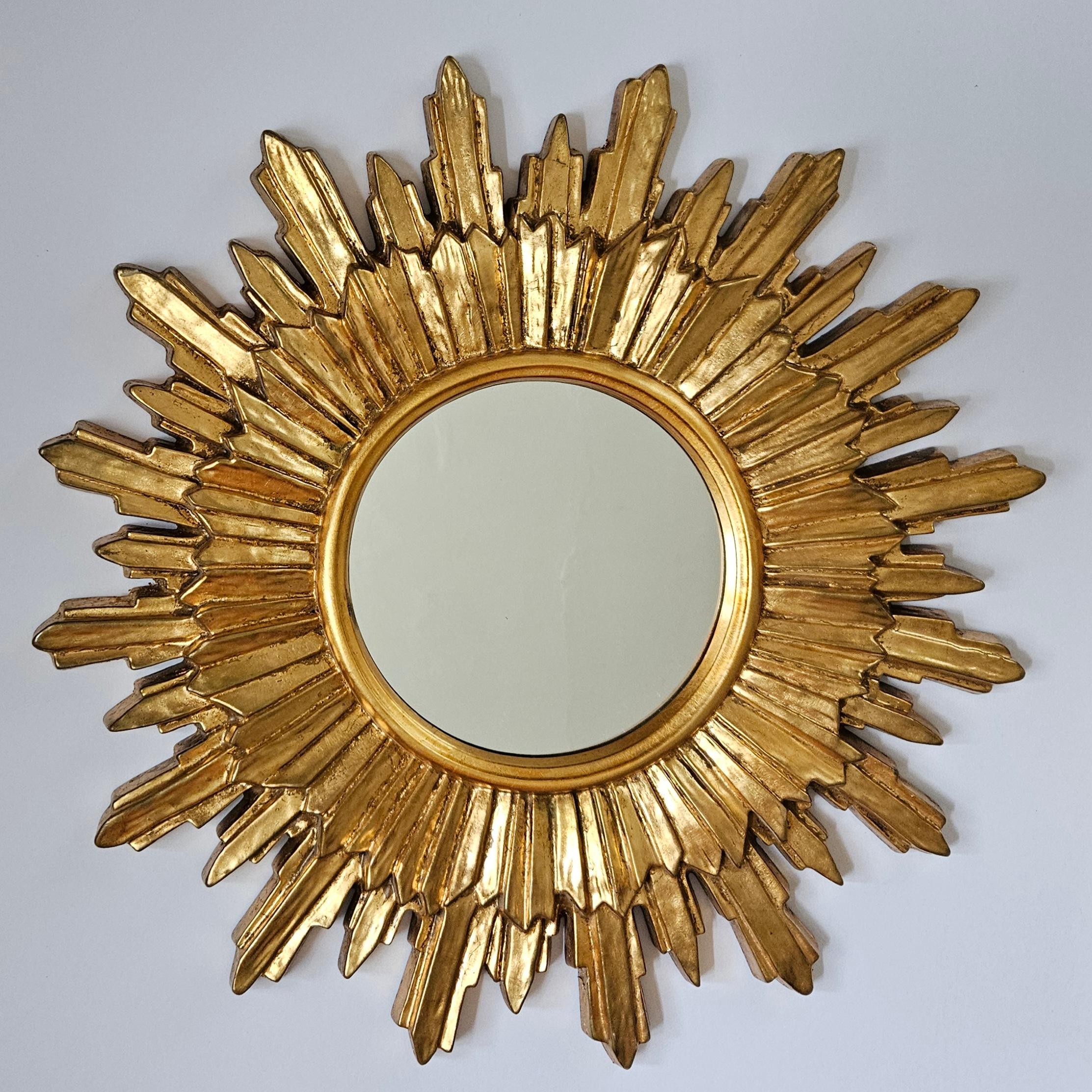 Midcentury Large Wall Mirror Gilted Wood Sunburst Starburst, Italy, 1970s en venta 3