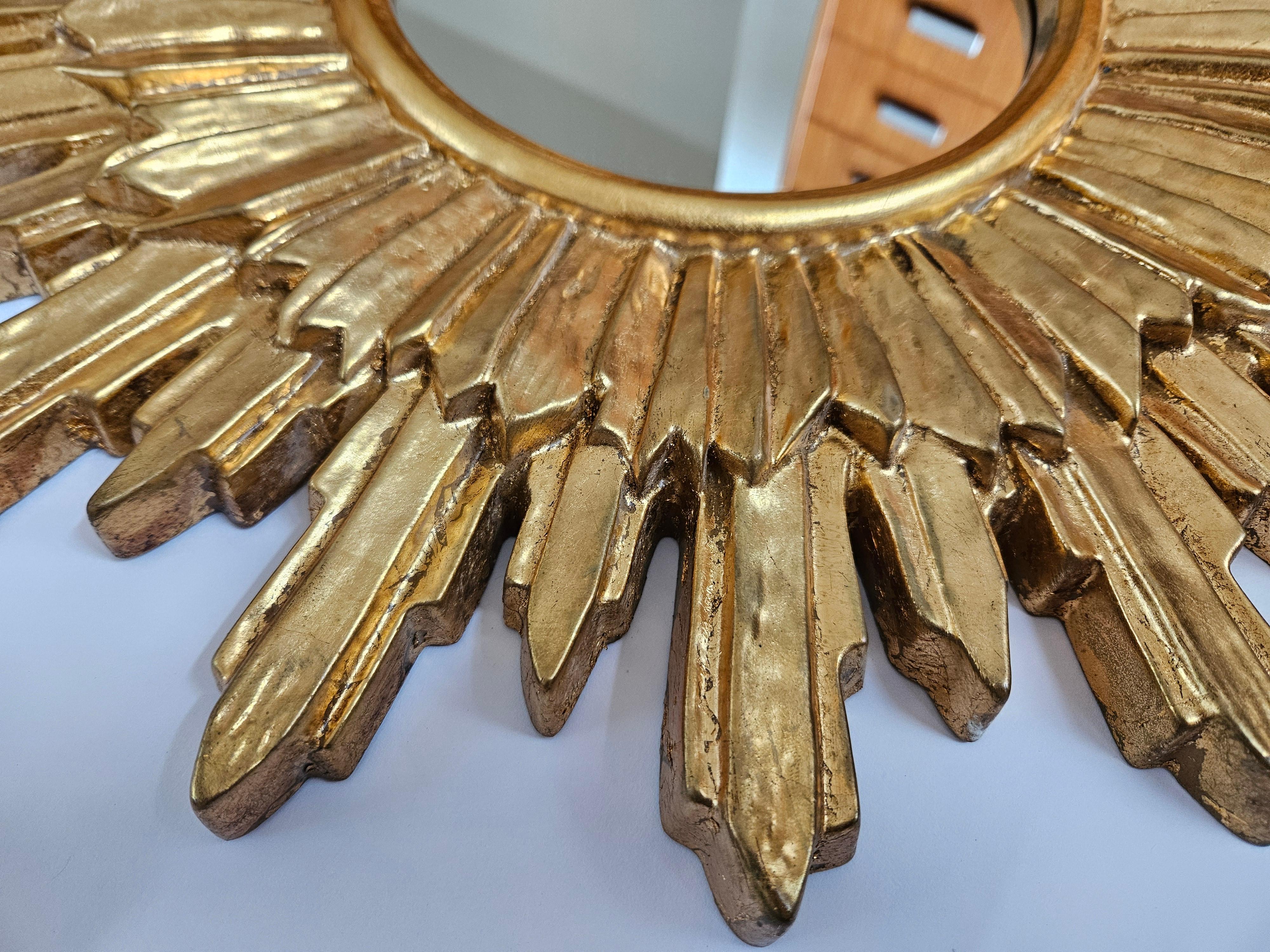 Midcentury Large Wall Mirror Gilted Wood Sunburst Starburst, Italy, 1970s en venta 4