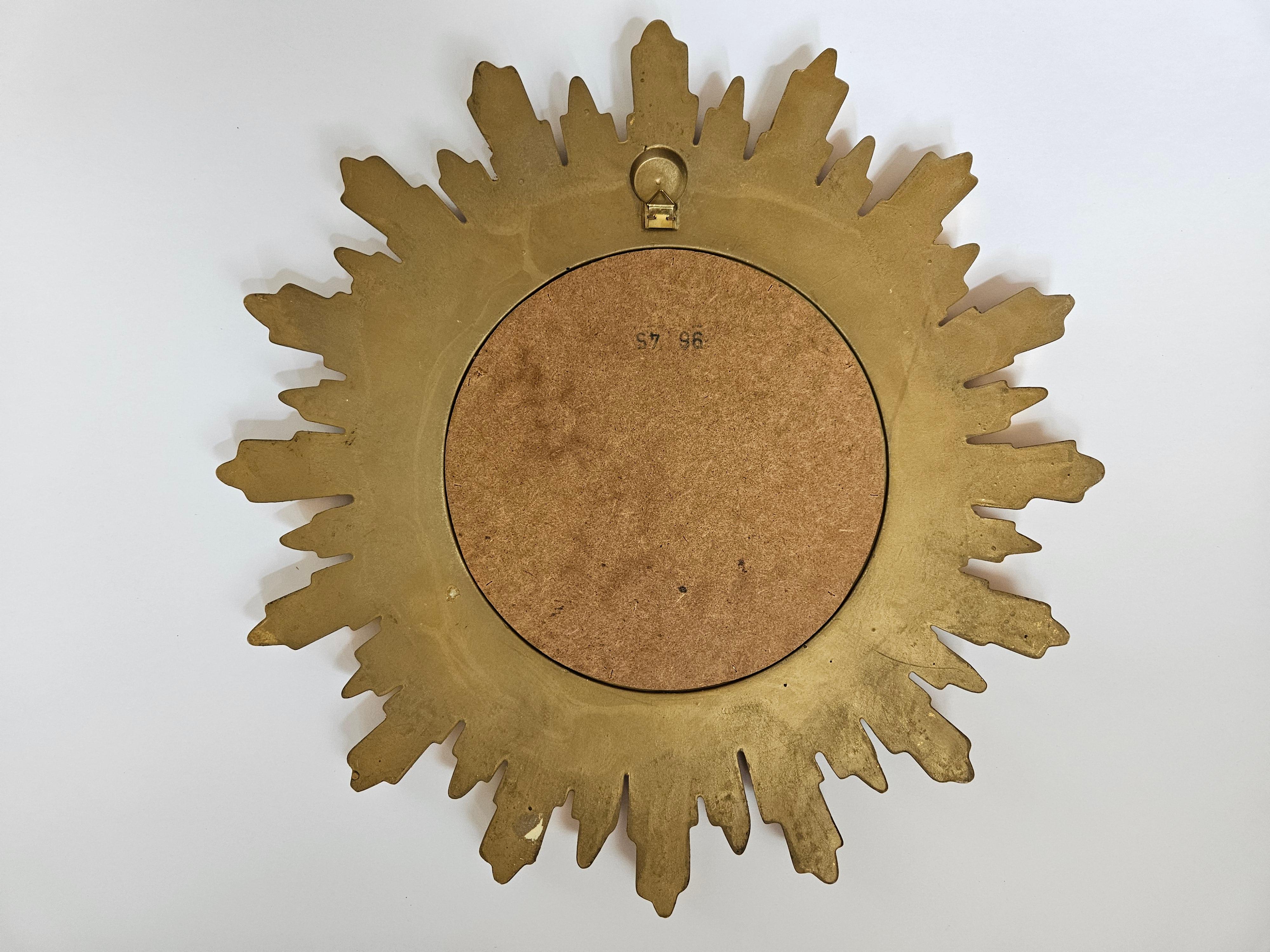 Midcentury Large Wall Mirror Gilted Wood Sunburst Starburst, Italy, 1970s im Angebot 6