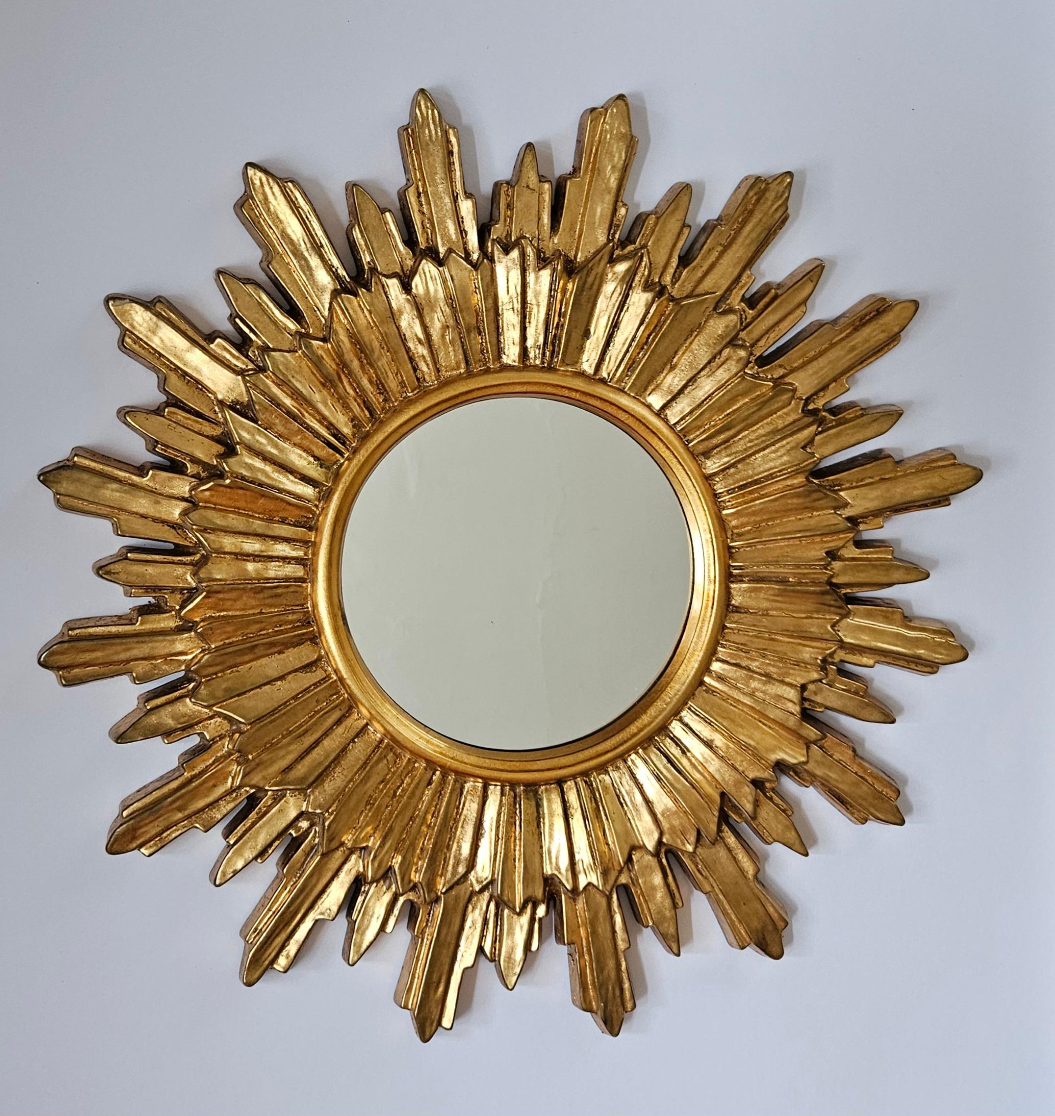 - design mirror
- very good original condition