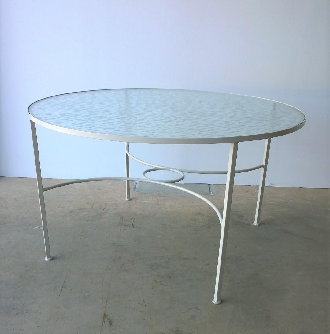 Post-Modern Bob Anderson Enameled in White Wrought Iron and Round Glass Patio Dining Table For Sale