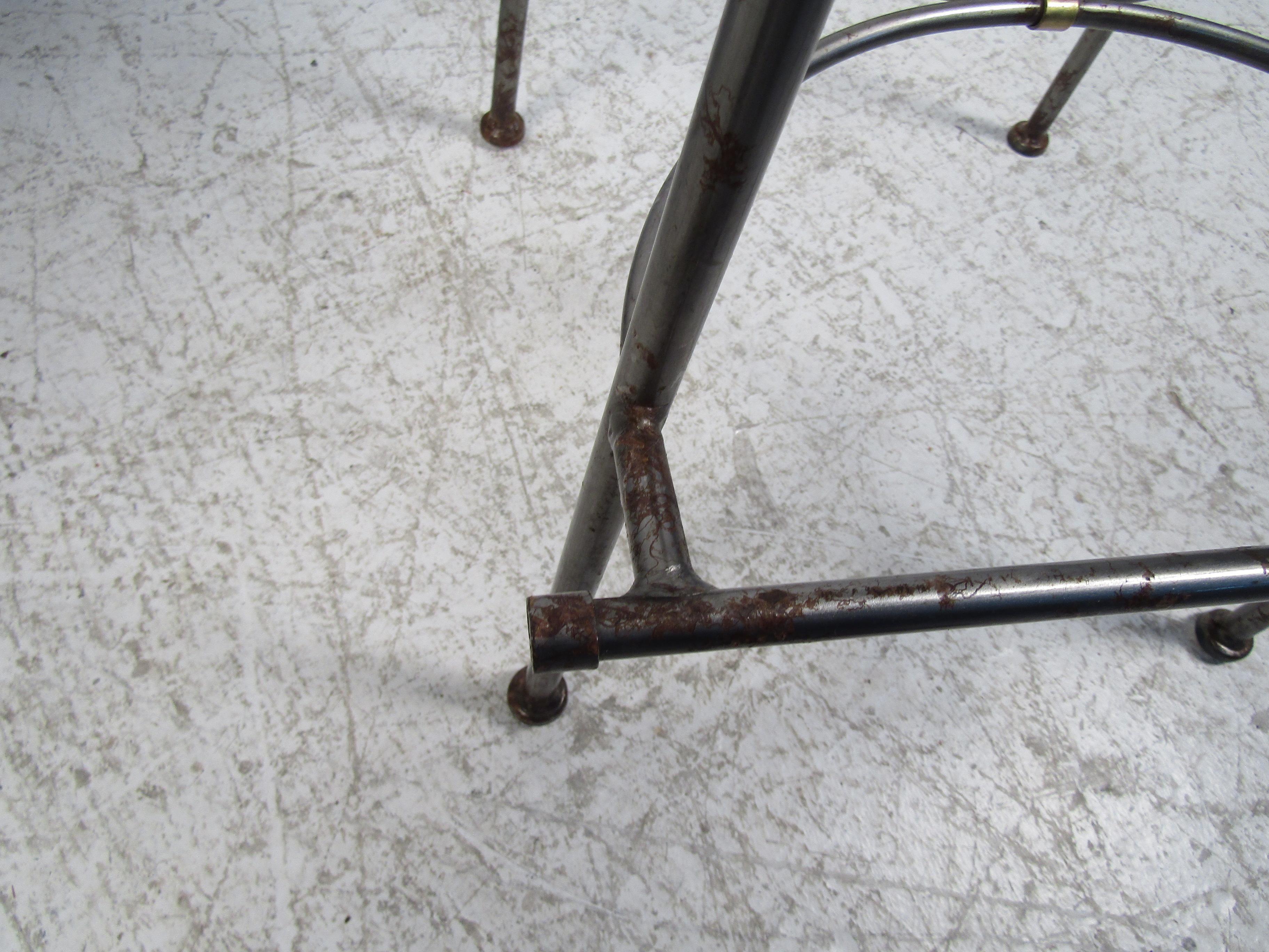 Midcentury Leather and Iron Bar Stool In Good Condition For Sale In Brooklyn, NY