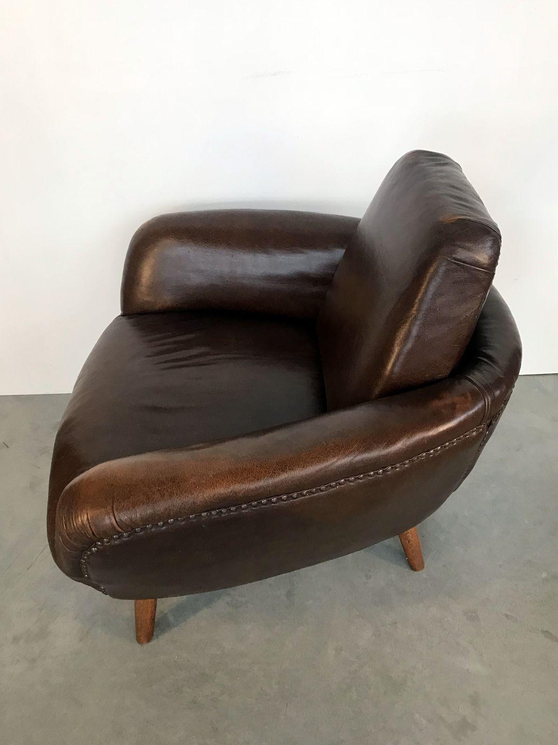 Midcentury Leather Armchair In Good Condition For Sale In Budapest, Budapest