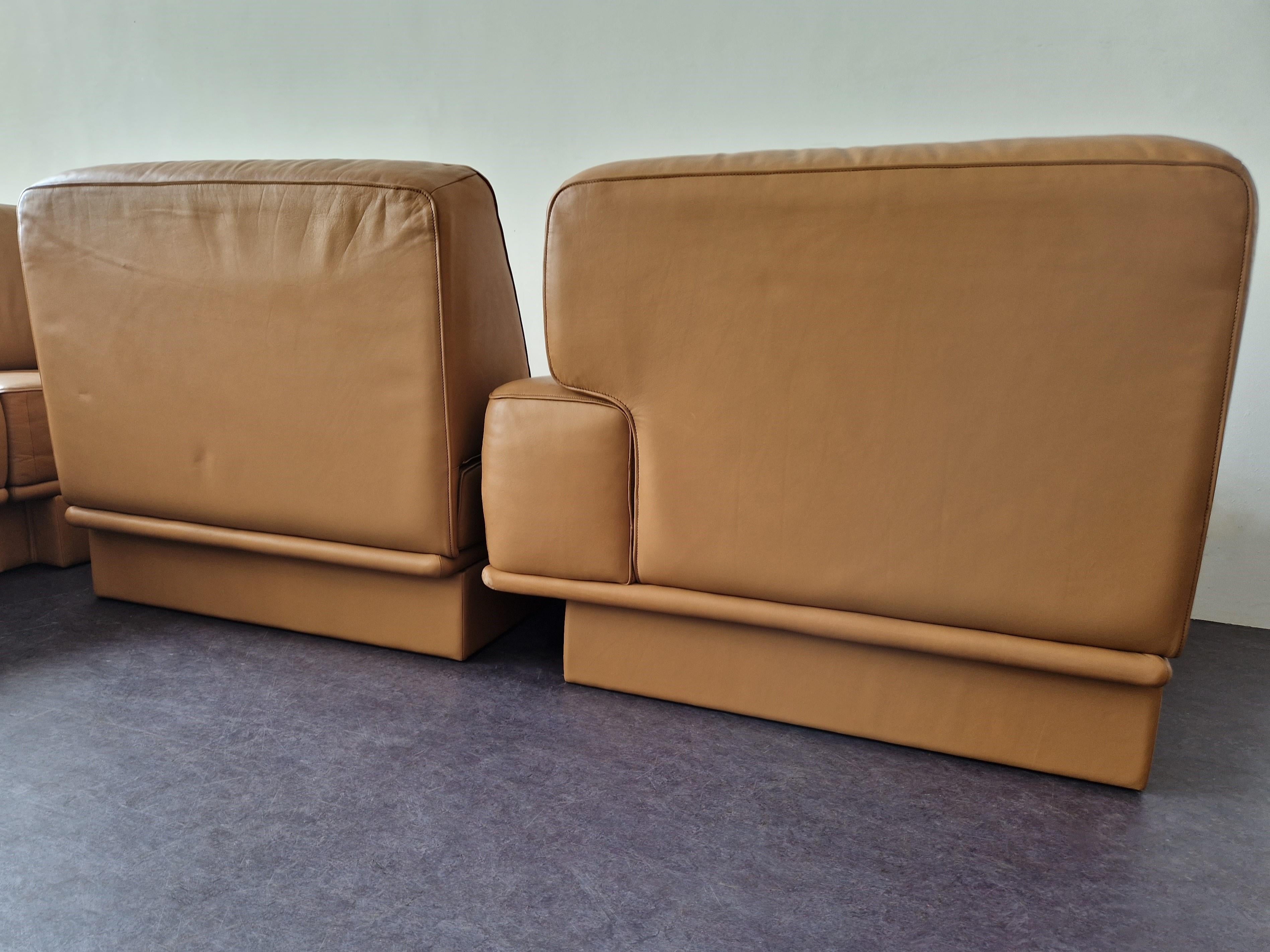 Canapé d'angle sectionnel en cuir du milieu du siècle dernier par De Sede, Suisse en vente 4