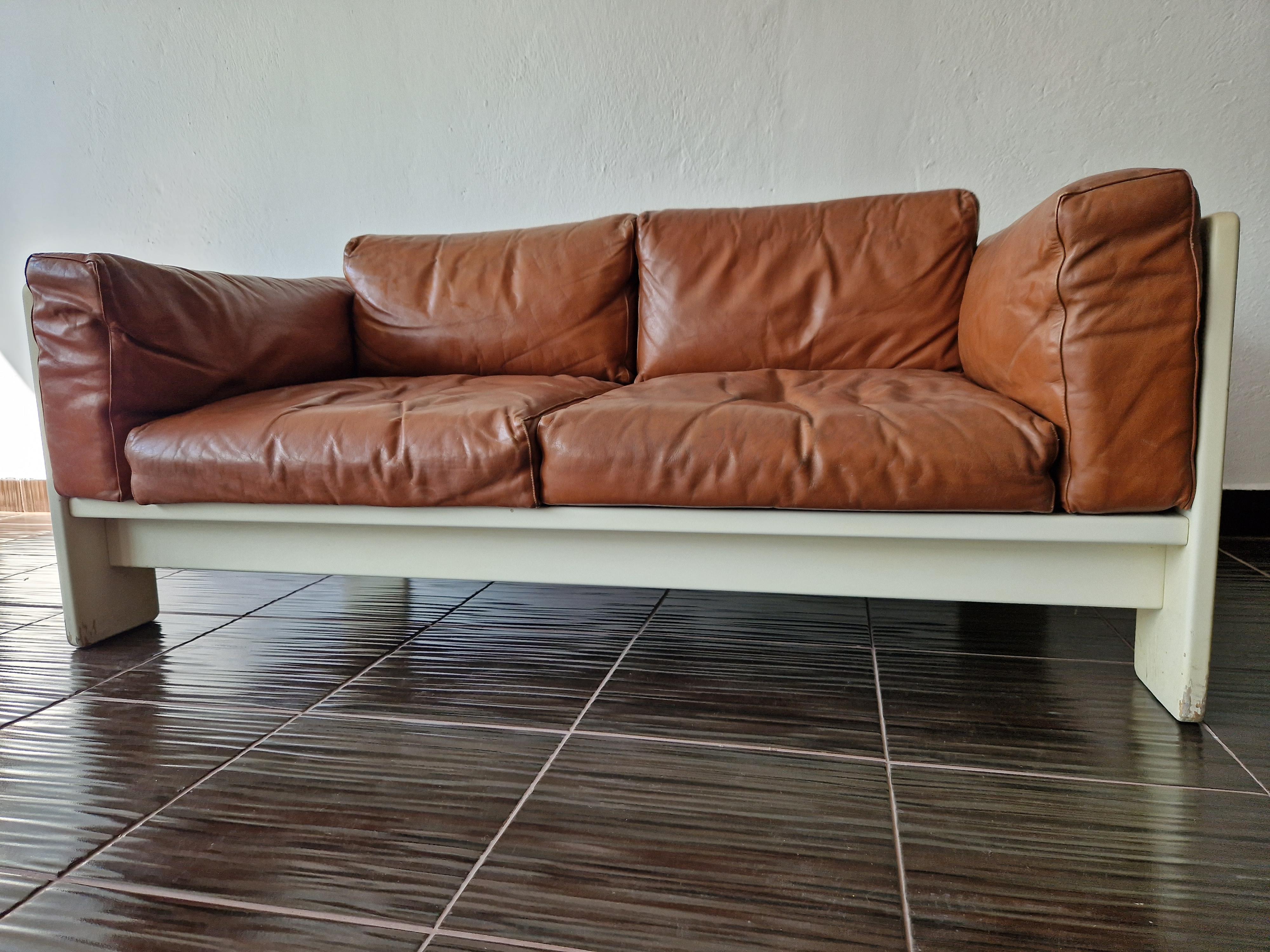 Divano in pelle del Medioevo Bastiano, Afra & Tobia Scarpa, Knoll, 1962 4