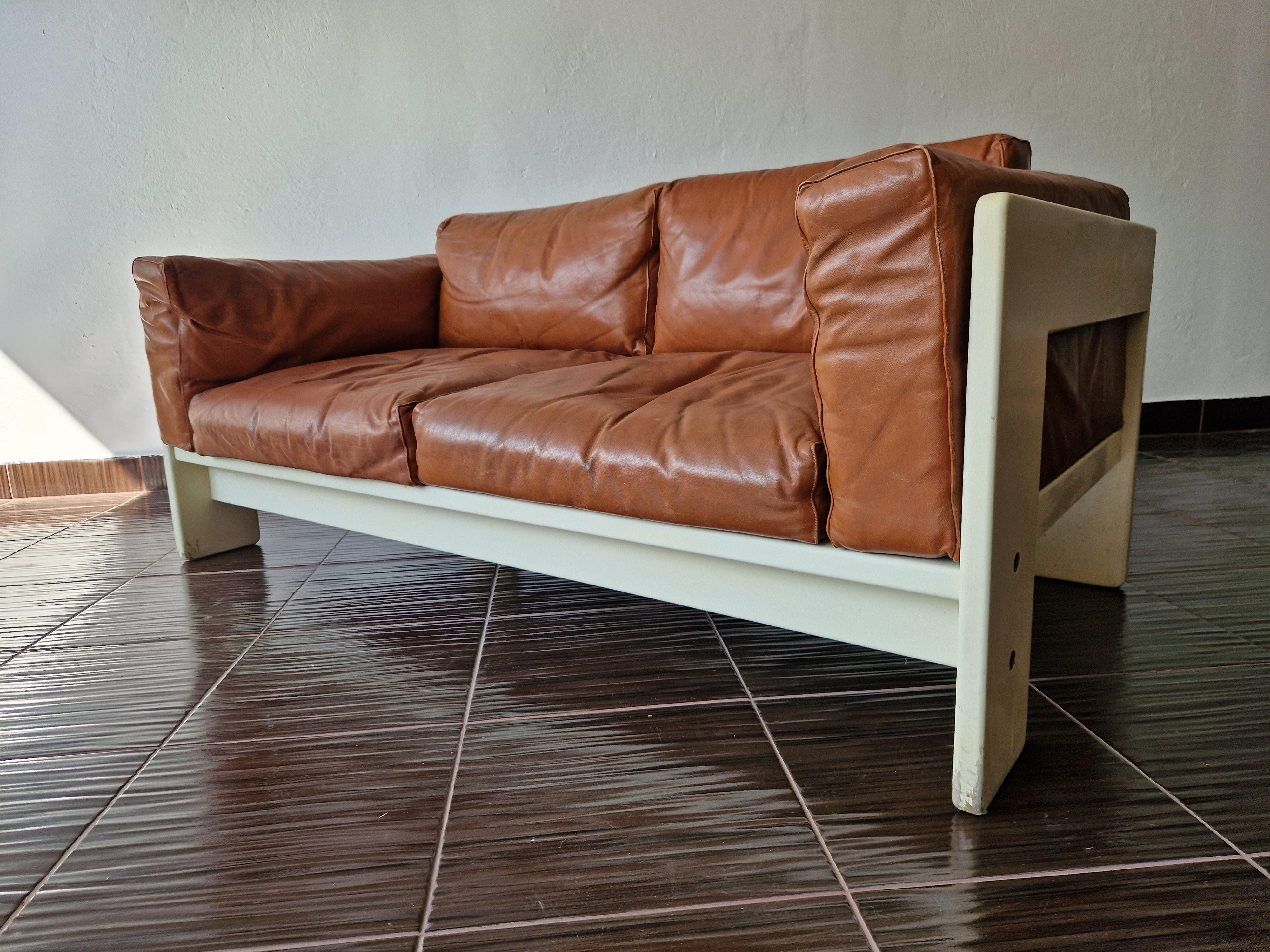 Divano in pelle del Medioevo Bastiano, Afra & Tobia Scarpa, Knoll, 1962 5