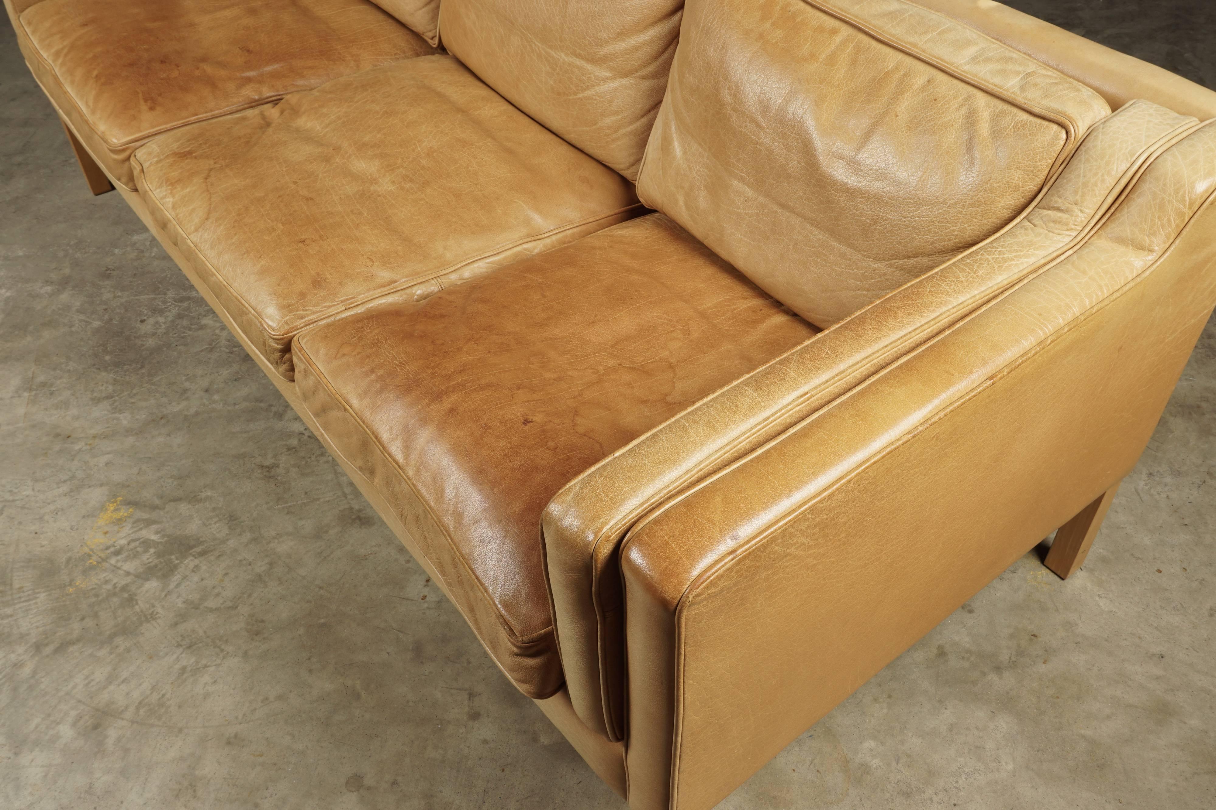 Midcentury Leather Sofa from Denmark, circa 1970 1