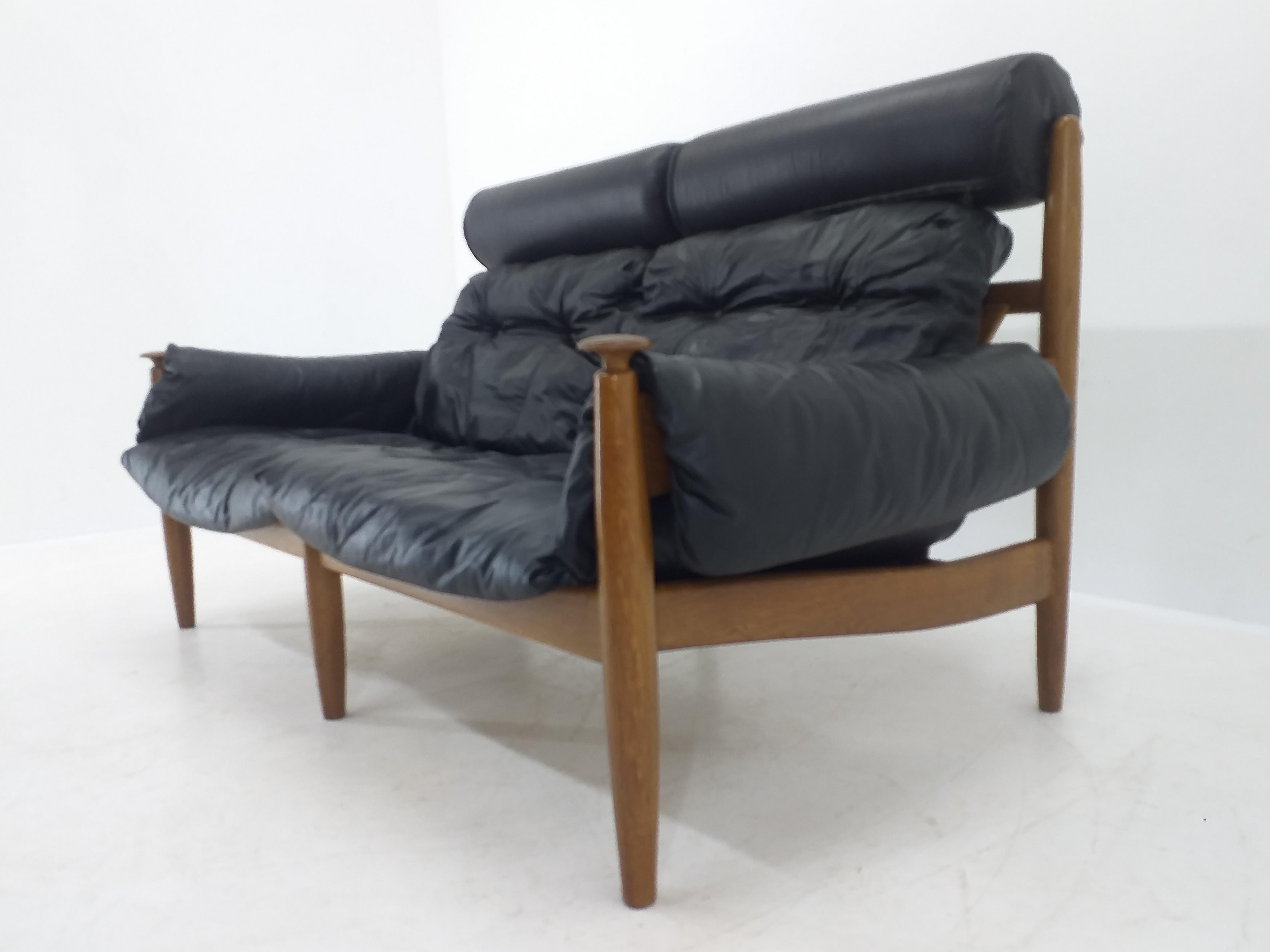 Midcentury Leather Sofa Profilia Werke, Sergio Rodrigues, 1960s In Good Condition In Praha, CZ