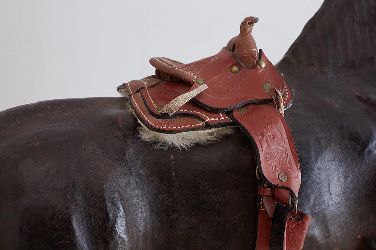 Midcentury Leather Thoroughbred Horse Sculpture 8