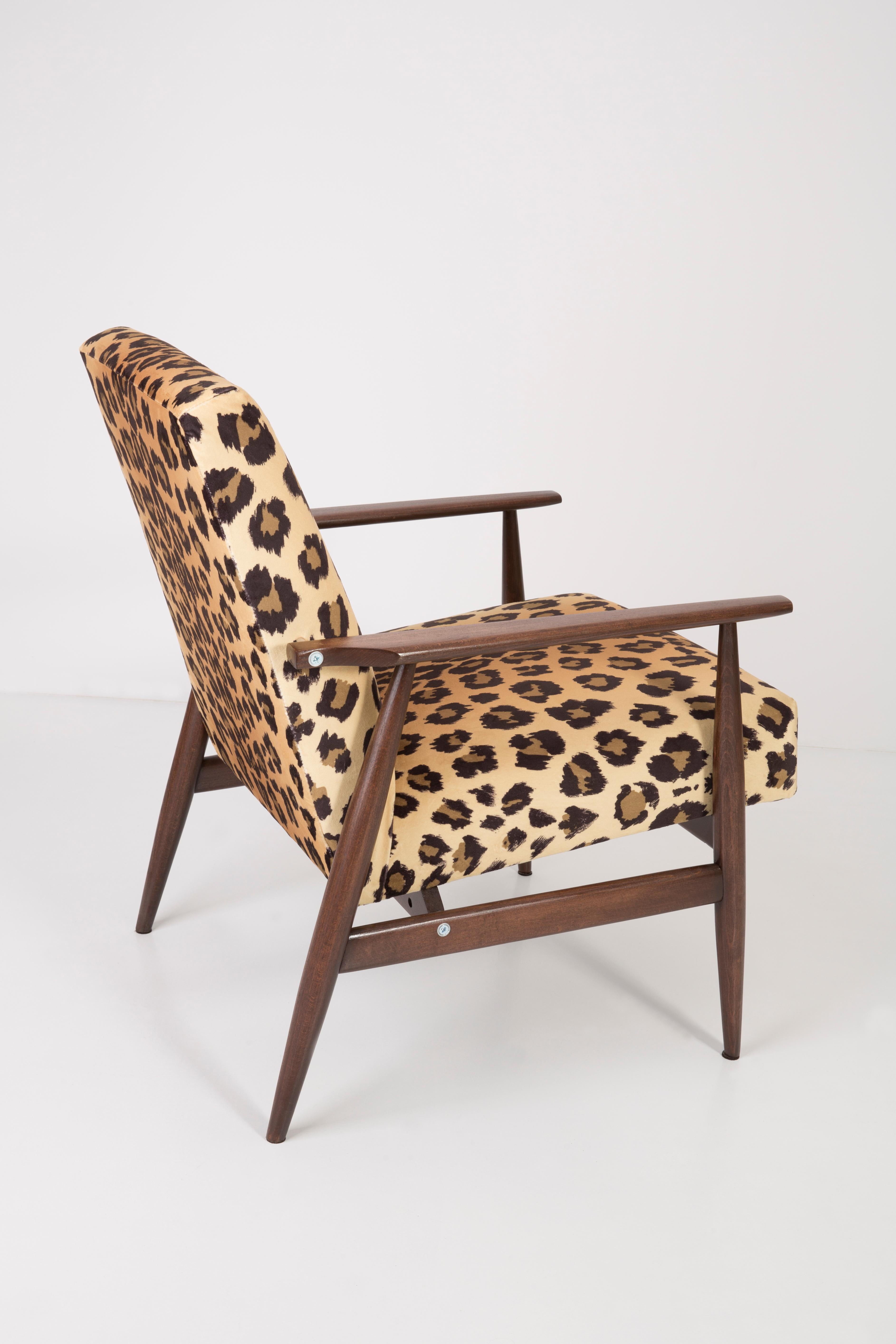 20ième siècle Fauteuil en velours imprimé léopard du milieu du siècle dernier, H. Lis, années 1960 en vente