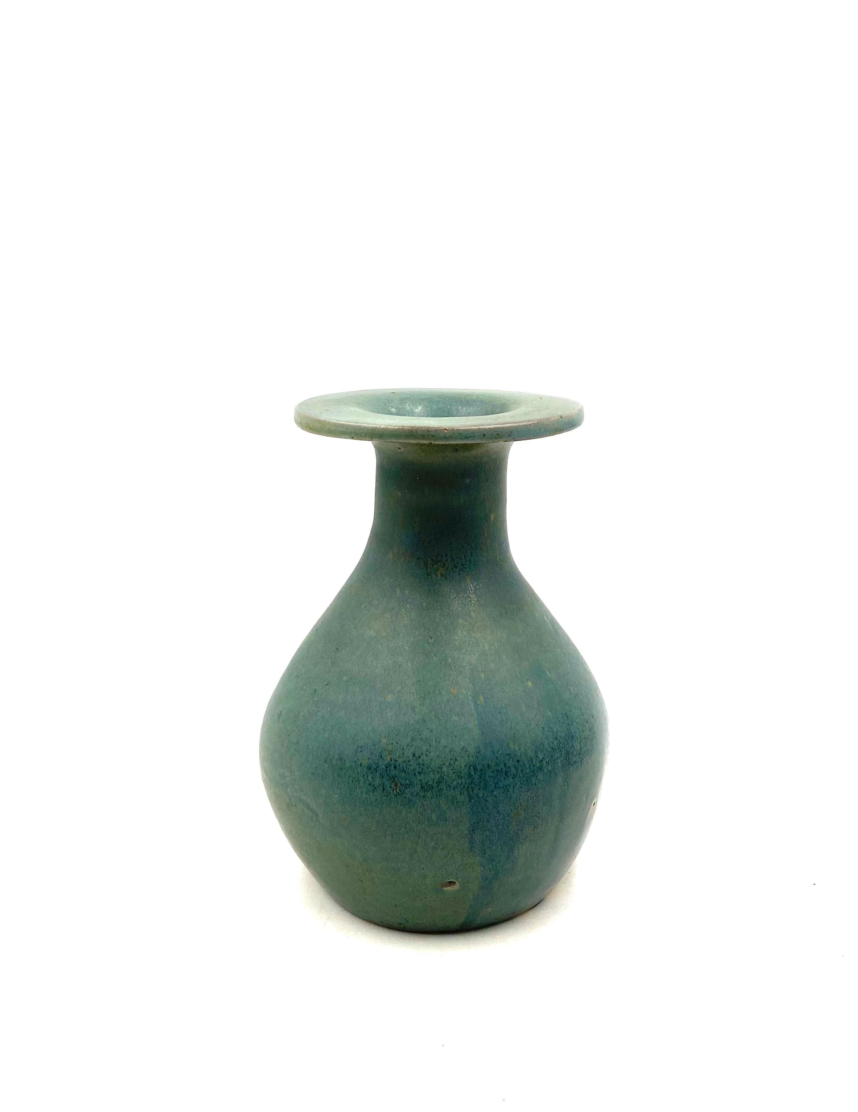 Midcentury light blue ceramic vase, France 1960s For Sale 3
