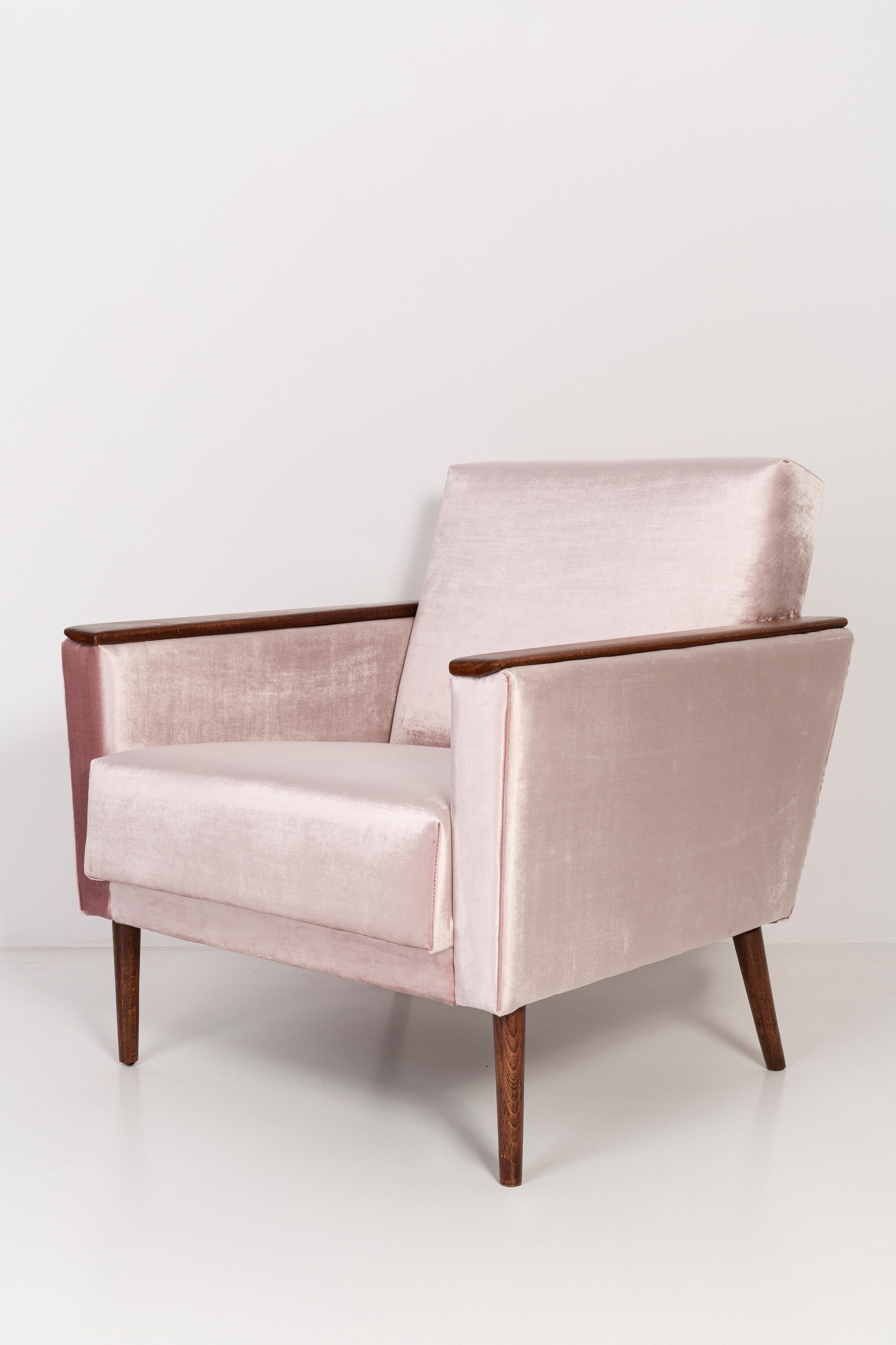 Midcentury Light Pink Velvet Club Armchair, 1960s, Europe, Germany For Sale 3