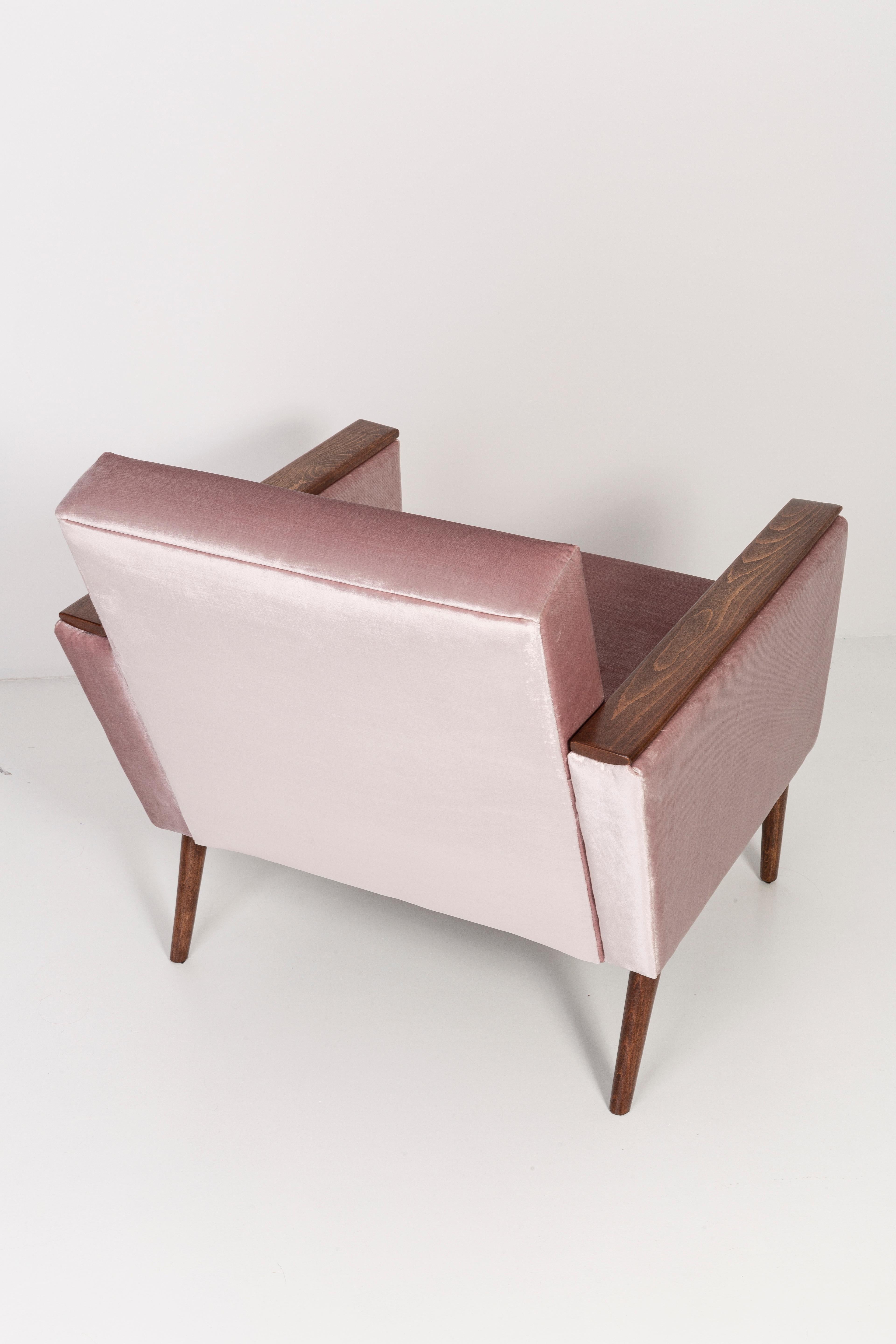 Midcentury Light Pink Velvet Club Armchair, 1960s, Europe, Germany For Sale 1