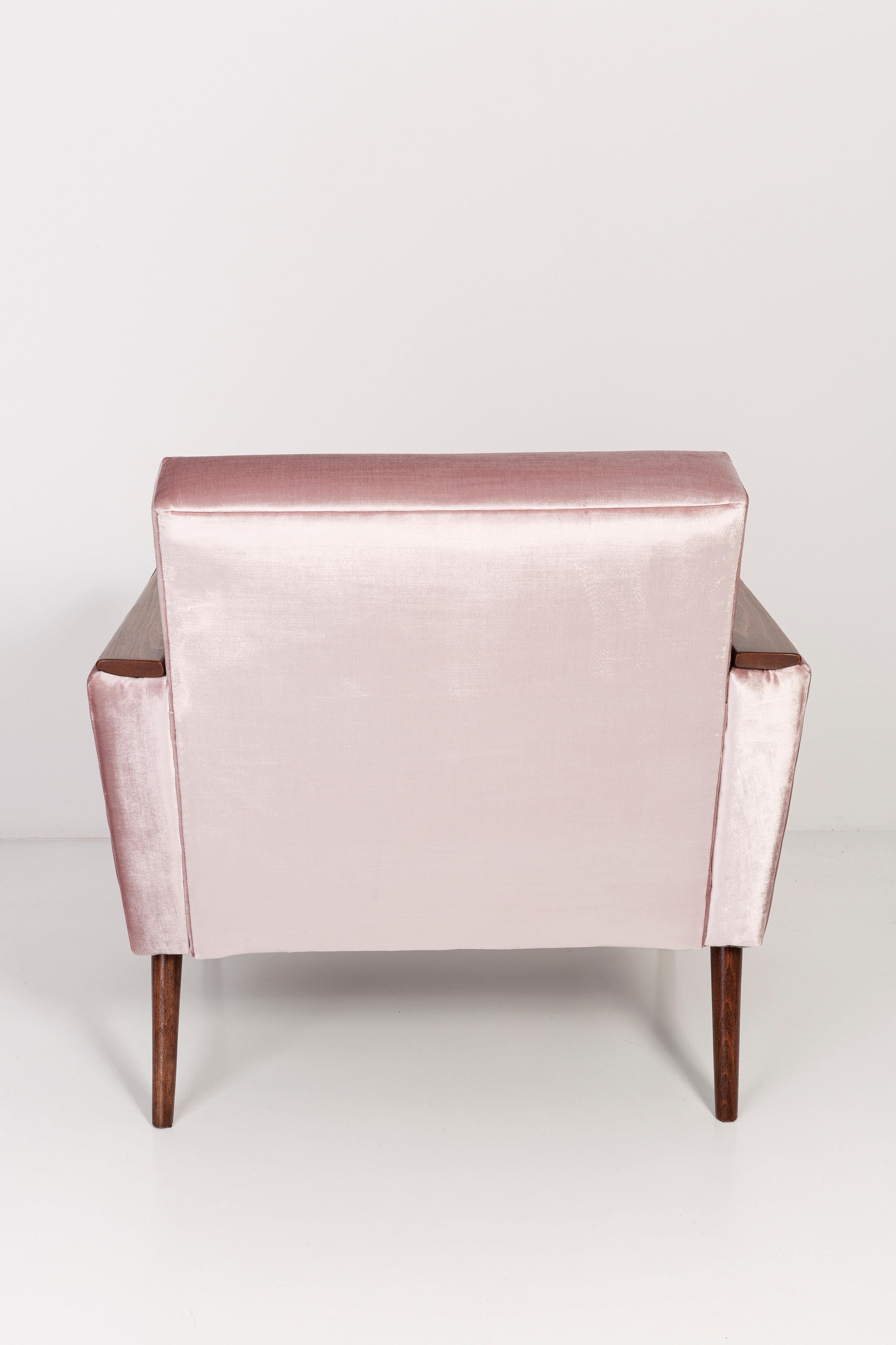 Midcentury Light Pink Velvet Club Armchair, 1960s, Europe, Germany For Sale 2