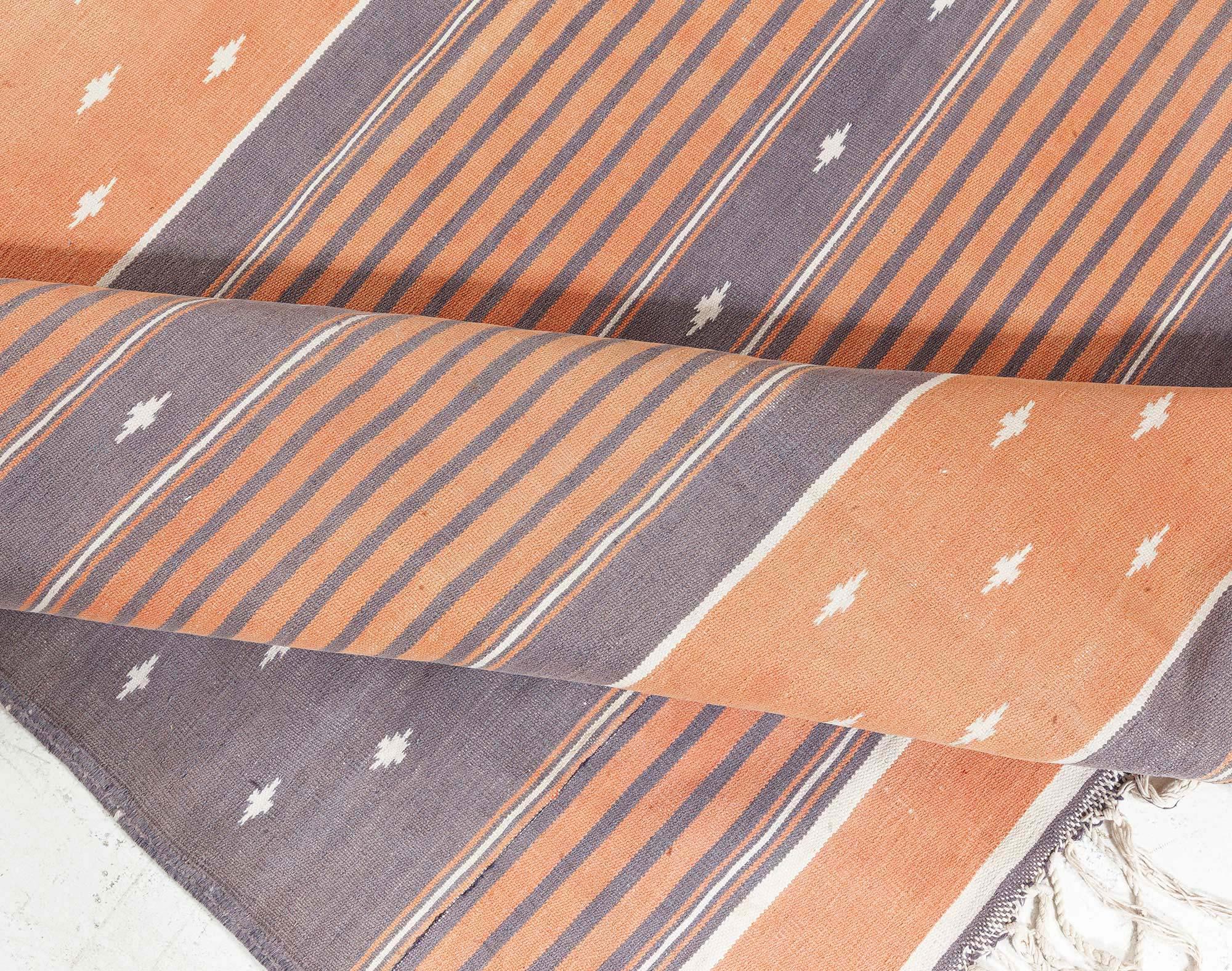 XX secolo Doris Leslie Blau Runner indiano d'epoca Dhurrie in vendita