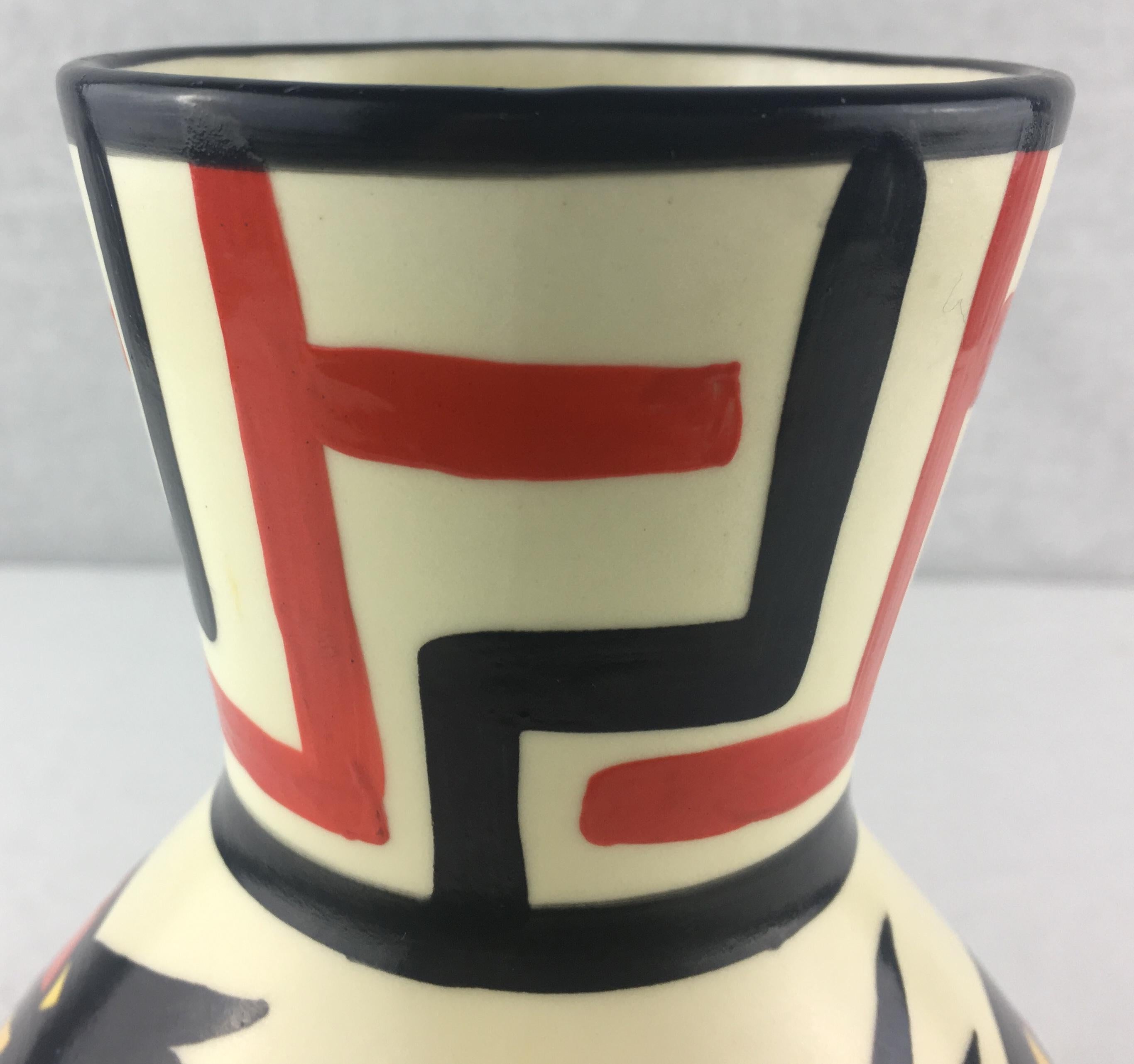 Modernist vase by Longwy 
Model Lima 
1960s 

Minor chips to the ceramic on the bottom, detailed photos provided upon request. 
Overall good condition consistent with age and use.

Measures: 20 cm high.


 