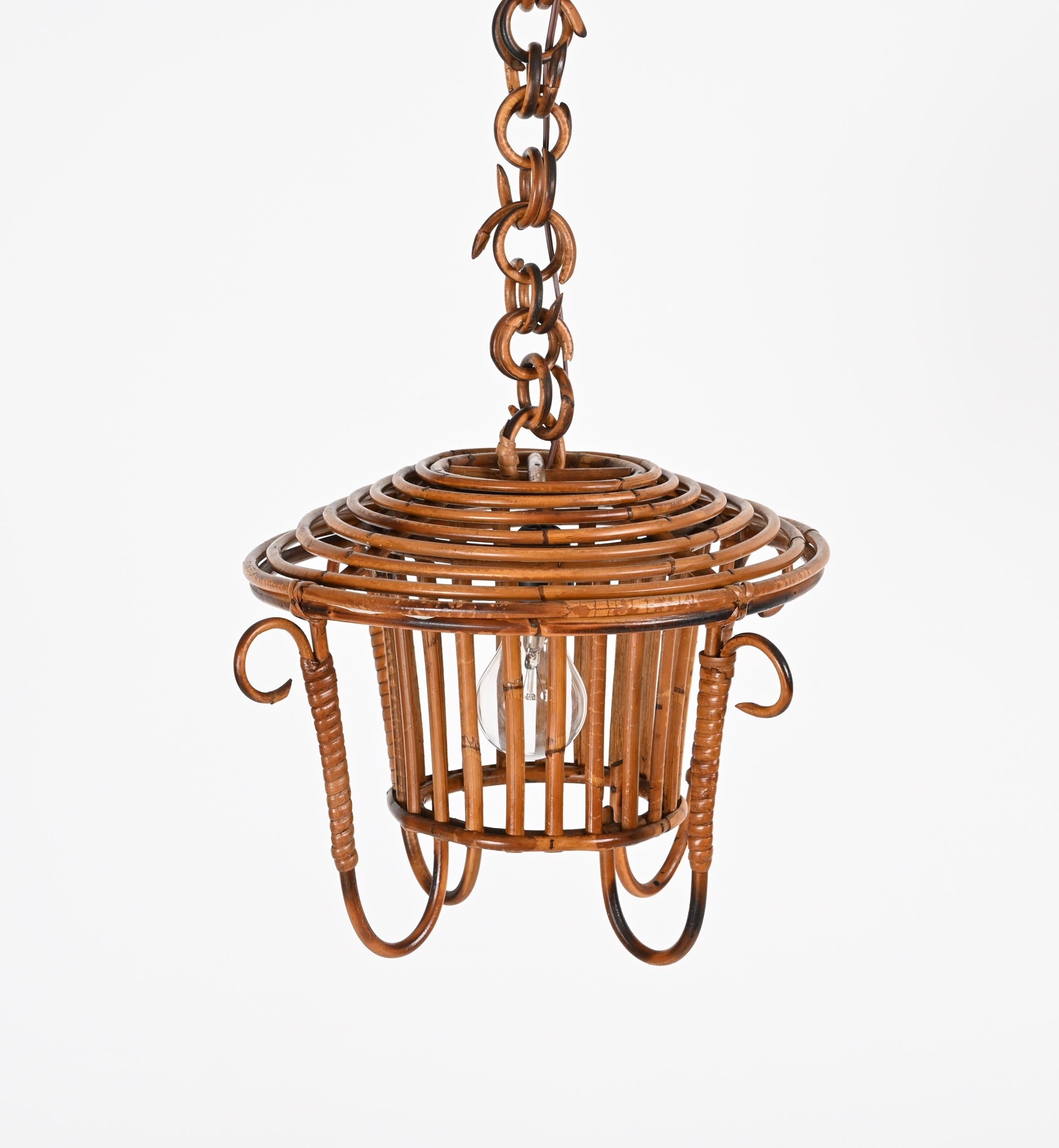 Midcentury Louis Sognot Bamboo Cane and Rattan French Round Chandelier, 1960s In Good Condition In Roma, IT