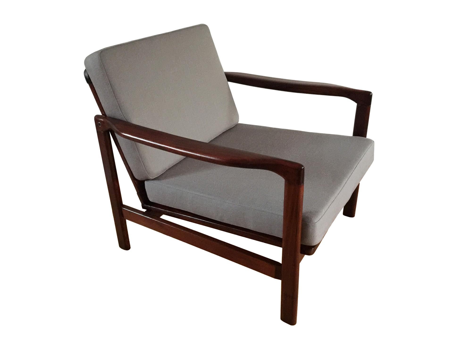 Mid-Century Modern Midcentury Lounge Armchairs Set in Grey Linen, Zenon Bączyk, 1960s For Sale