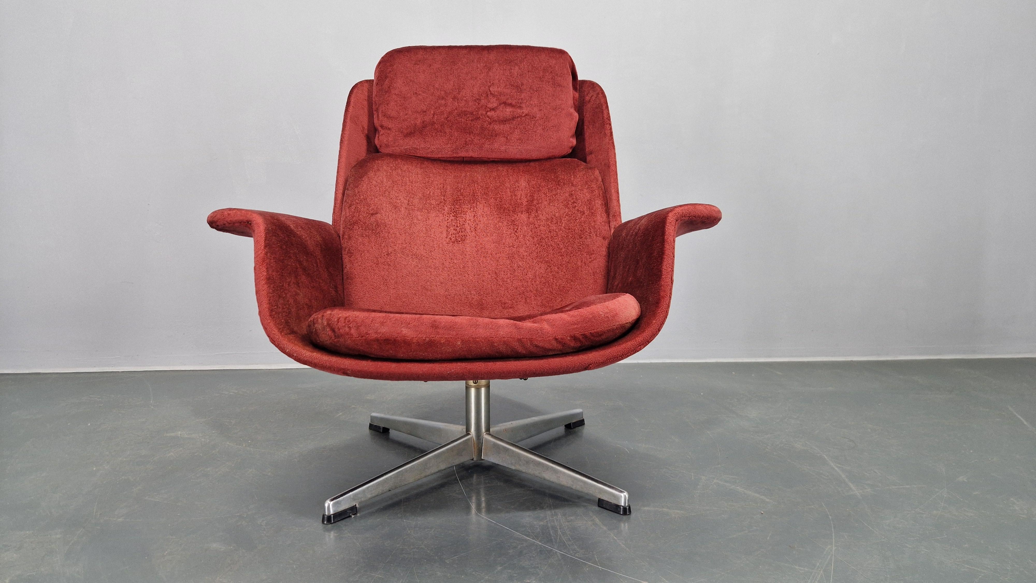 Midcentury Lounge Chair / Armchair Rondo, Olli Borg, Asko, Finland, 1960s. For Sale 4