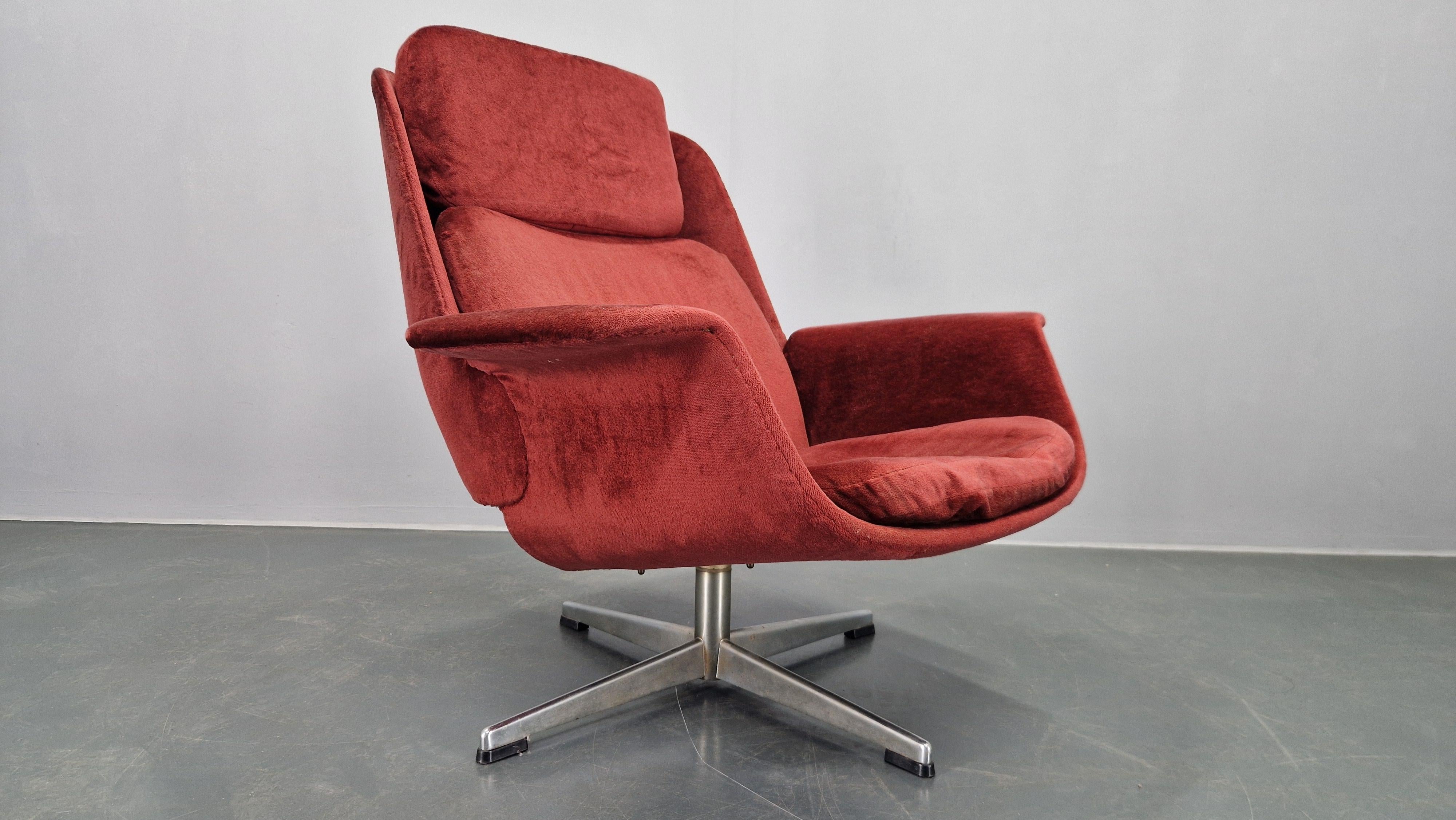 Midcentury Lounge Chair / Armchair Rondo, Olli Borg, Asko, Finland, 1960s. For Sale 5
