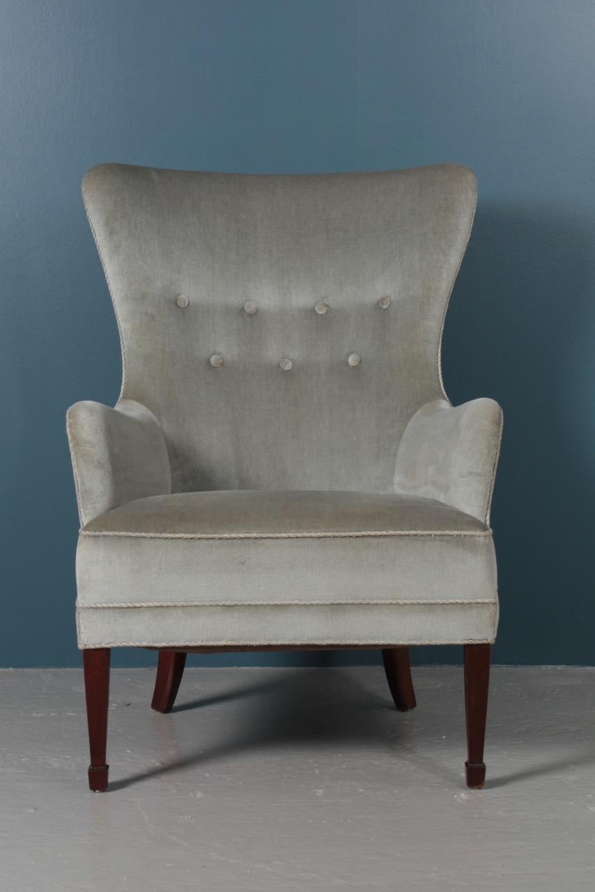  Midcentury Lounge Chair by Cabinetmaker Frits Henningsen, Danish Design, 1950s 1