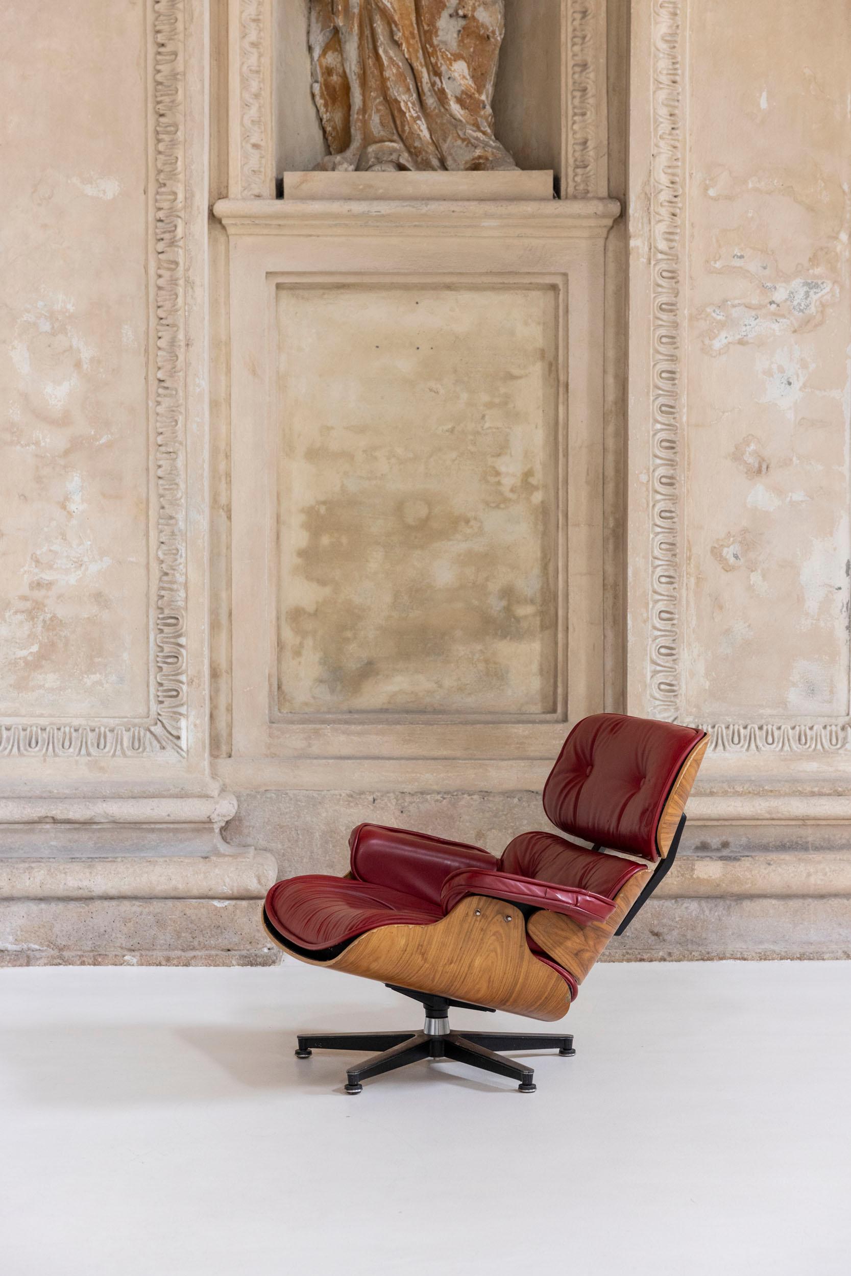 Sedia da salotto del Medioevo di Charles & Ray Eames, Italia 1970 in vendita 2
