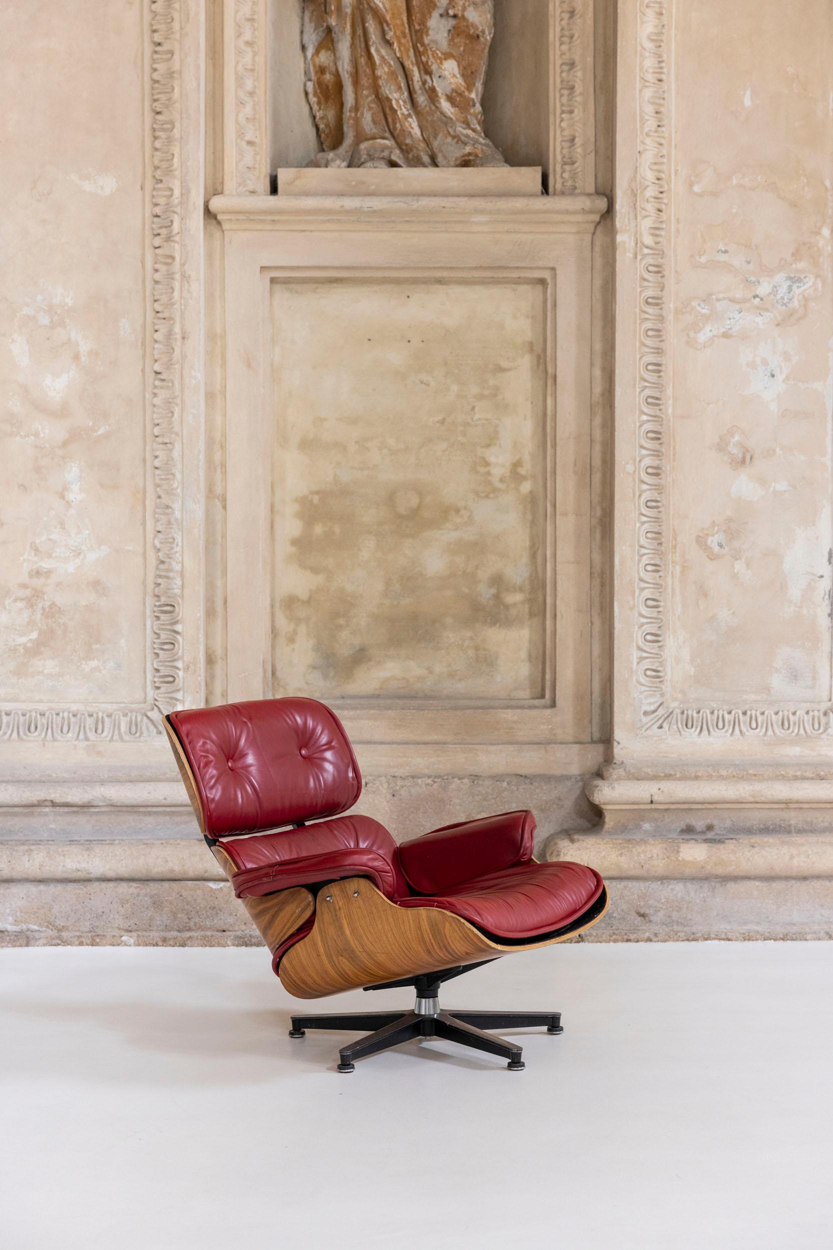 Europeo Sedia da salotto del Medioevo di Charles & Ray Eames, Italia 1970 in vendita