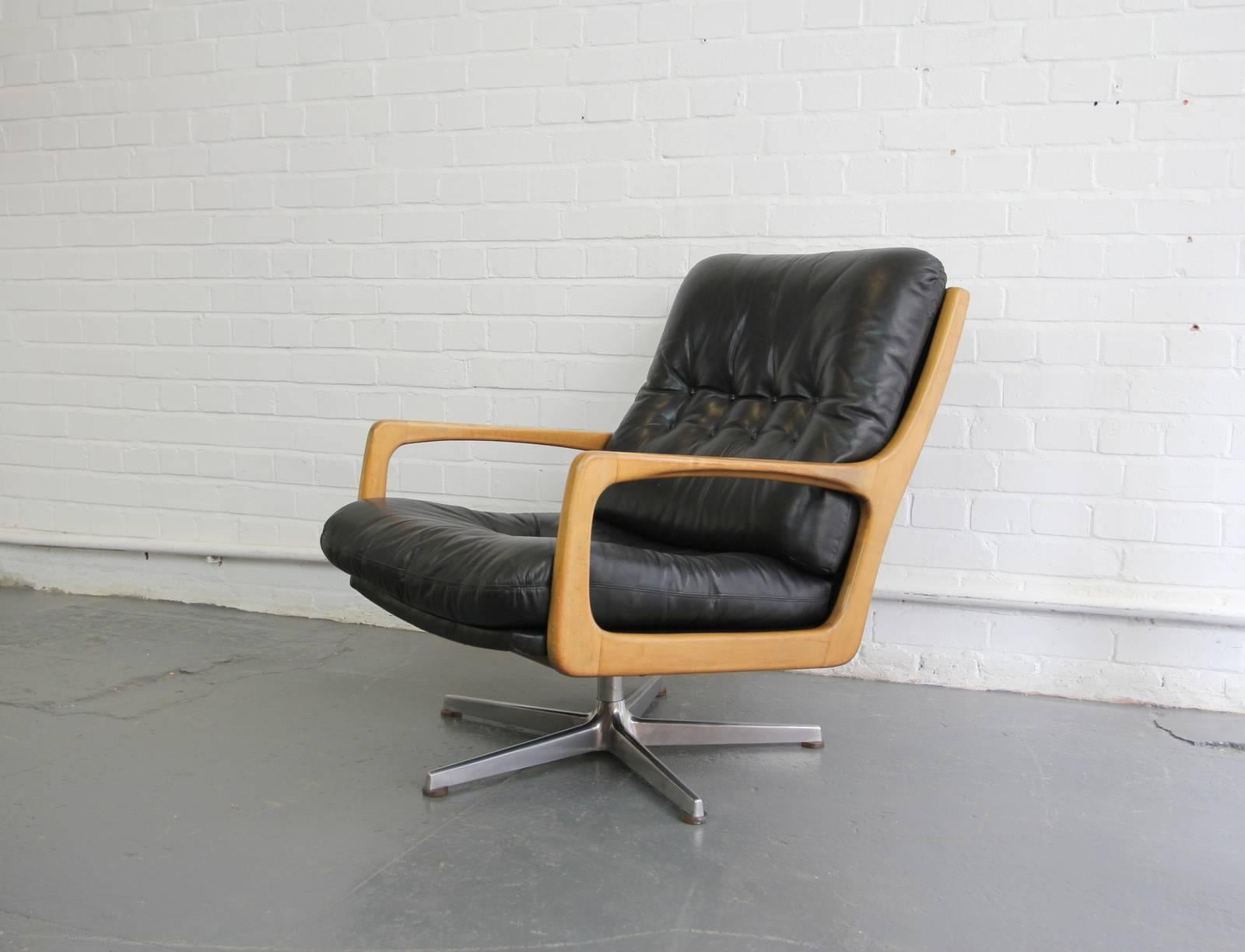 Midcentury Lounge Chair by Eugen Schmidt, circa 1960s In Excellent Condition In Gloucester, GB