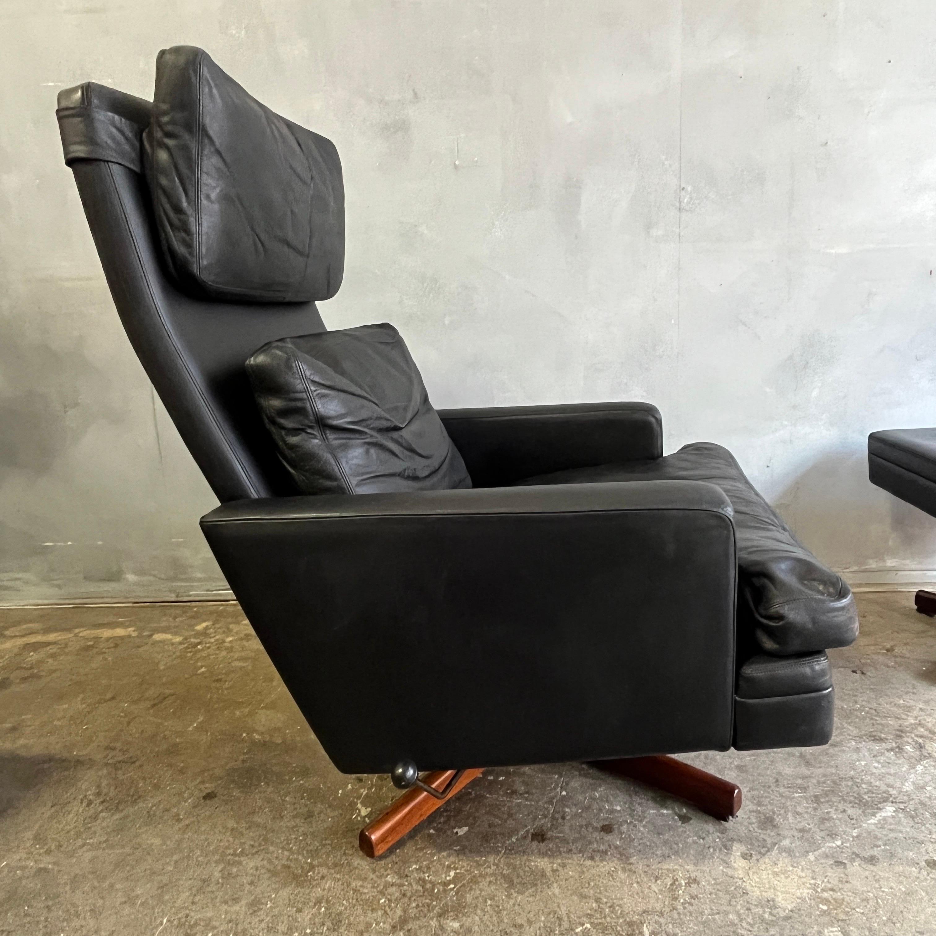 Leather Midcentury Lounge Chair by Fredrik Kayser