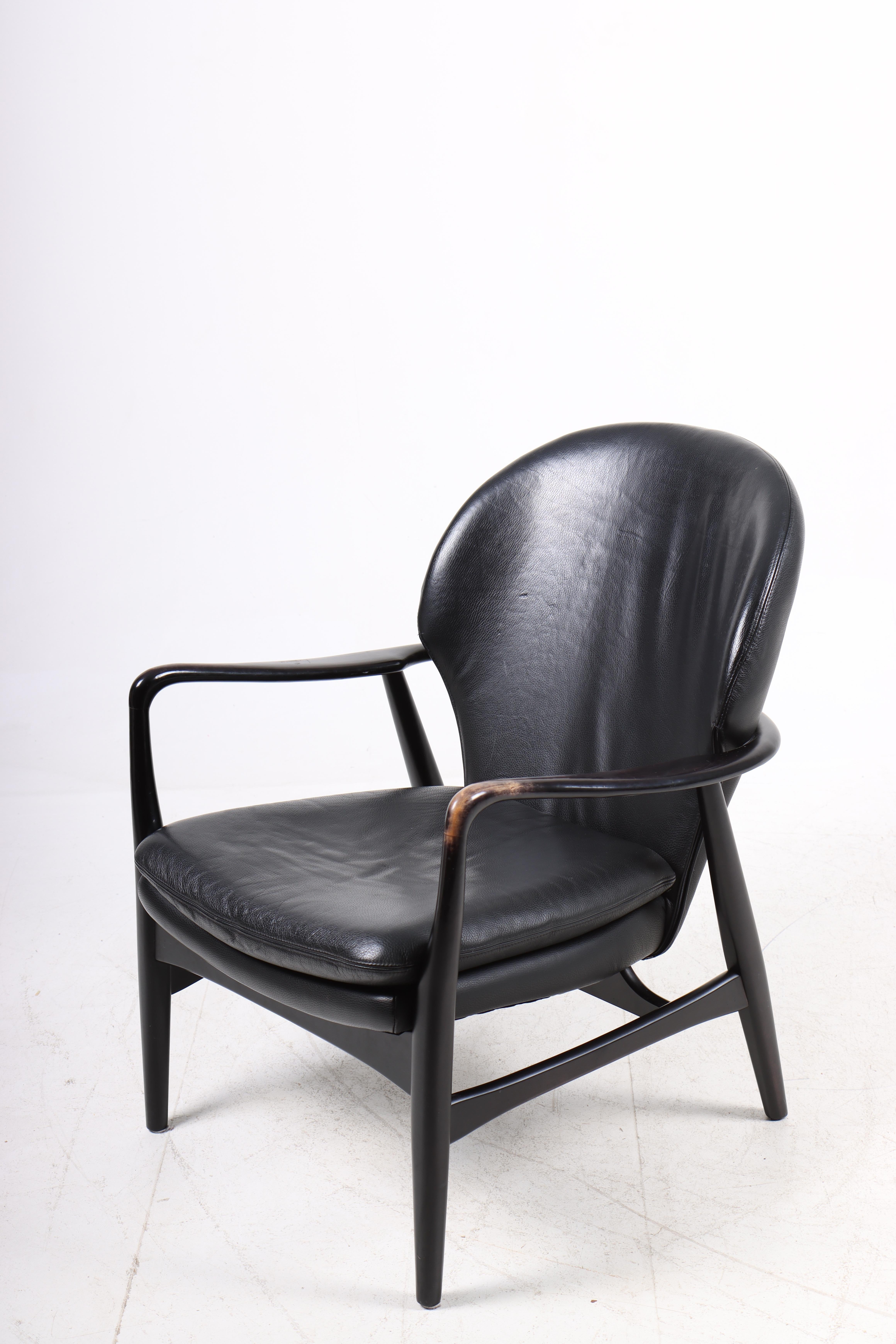 Scandinavian Modern Mid-Century Lounge Chair Designed by Ib Madsen & Acton Schubell For Sale
