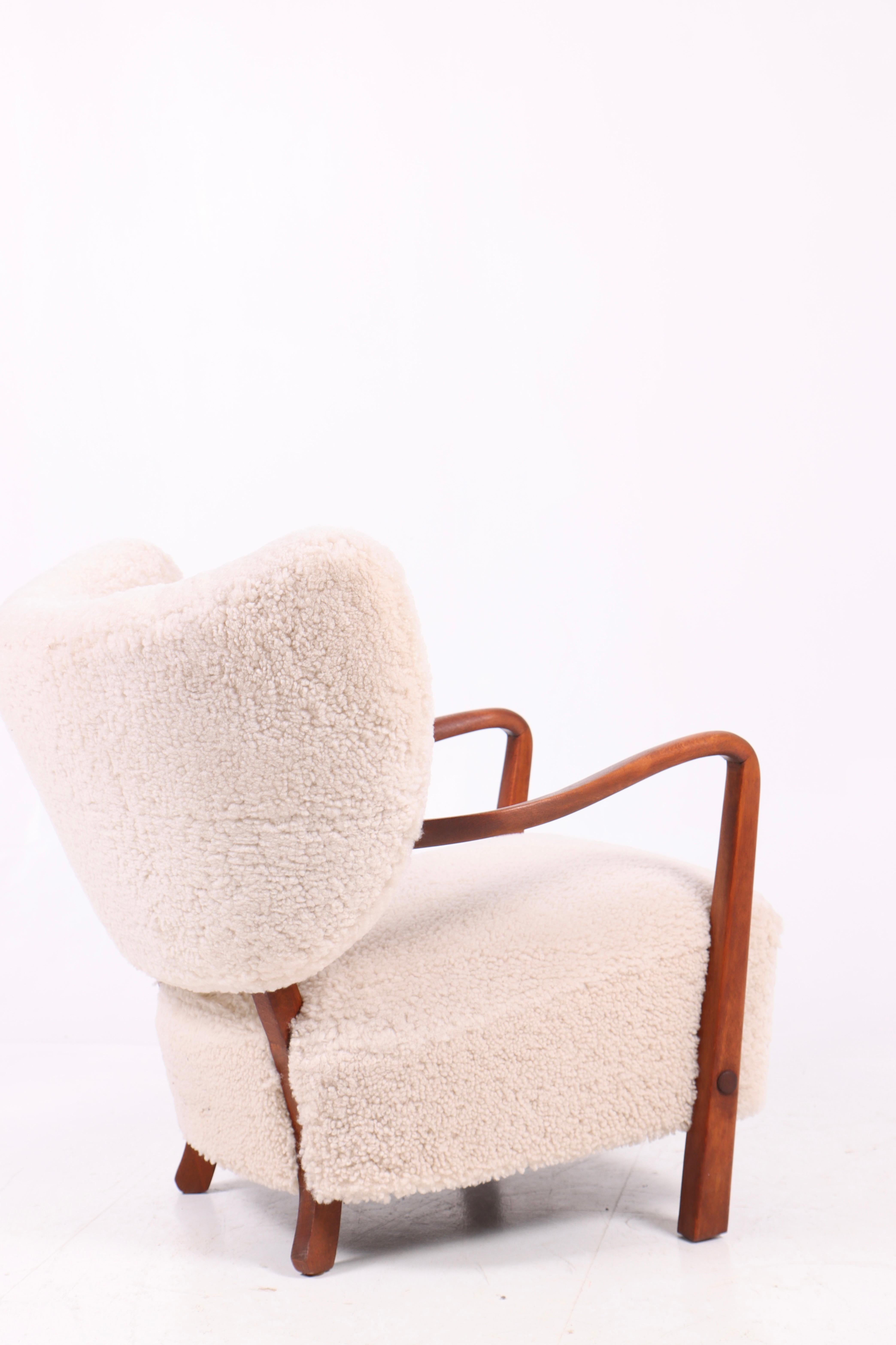 Midcentury Lounge Chair Designed by Wulff, 1940s 2