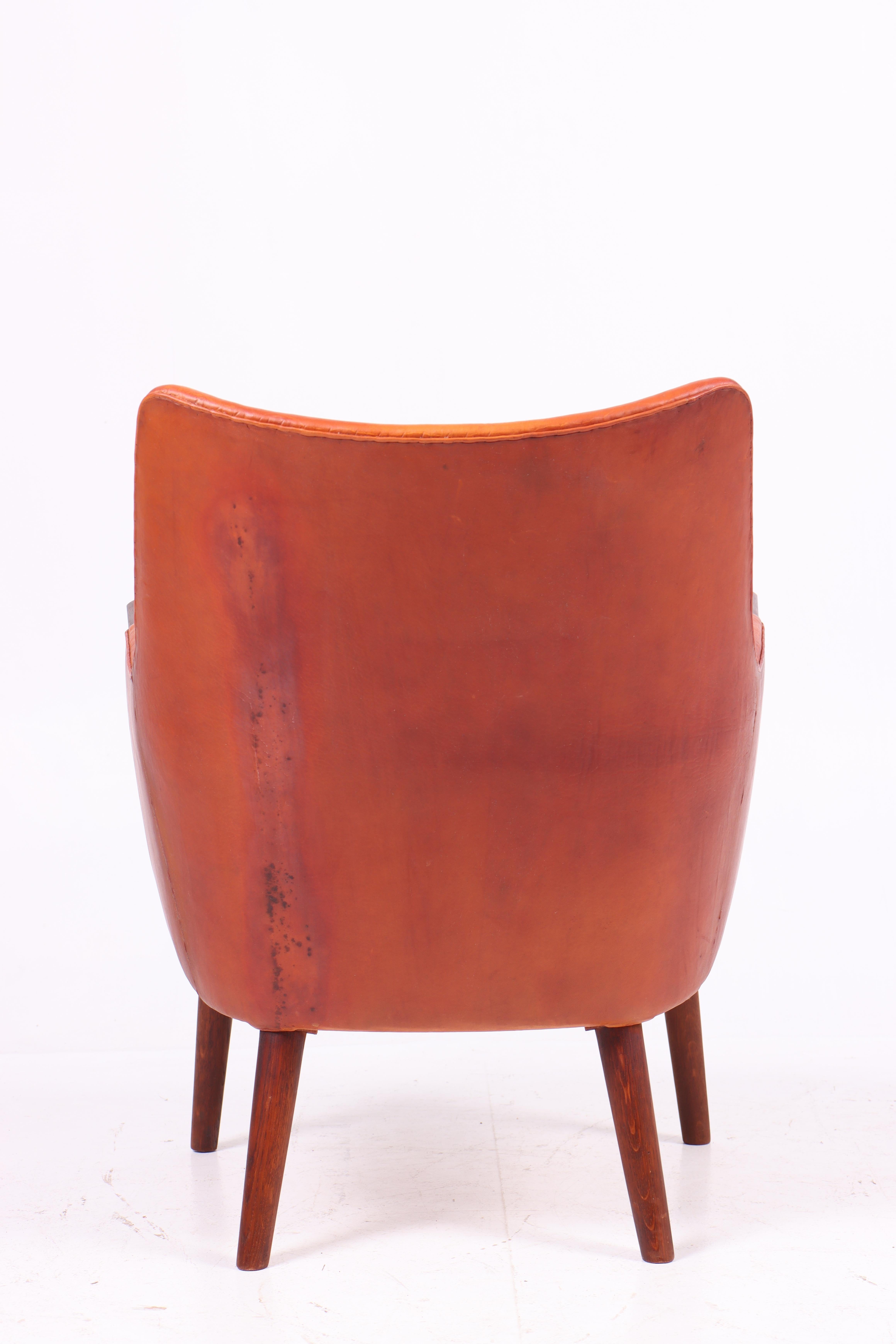 Midcentury Lounge Chair in Patinated Leather & Rosewood by Hans J. Wegner, 1950s For Sale 3