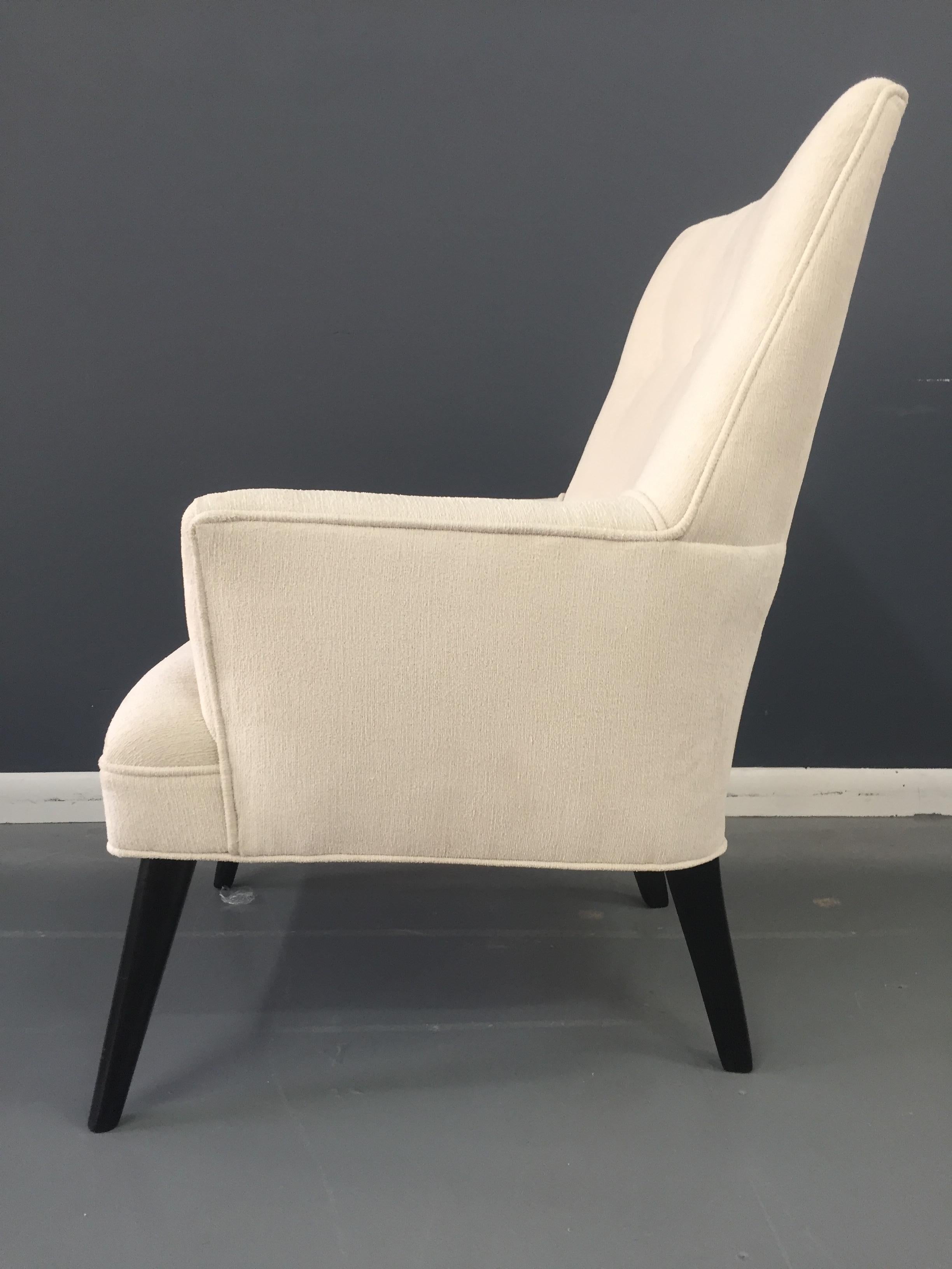 Gio Ponti Style Lounge Chair in Textured Velvet Mid Century In Excellent Condition In Philadelphia, PA