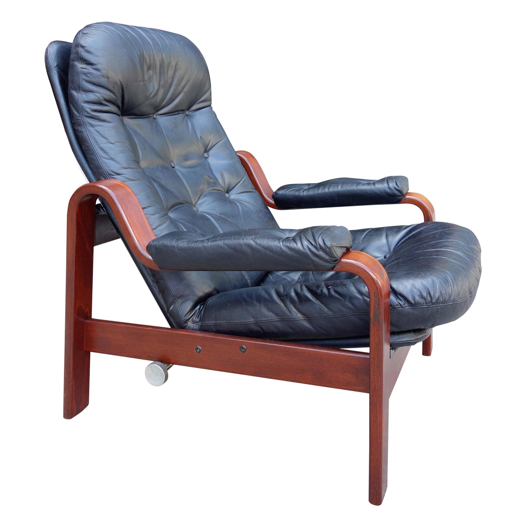 Midcentury Lounge Chair in Walnut and Black Leather by Göte Möbler Nassjö