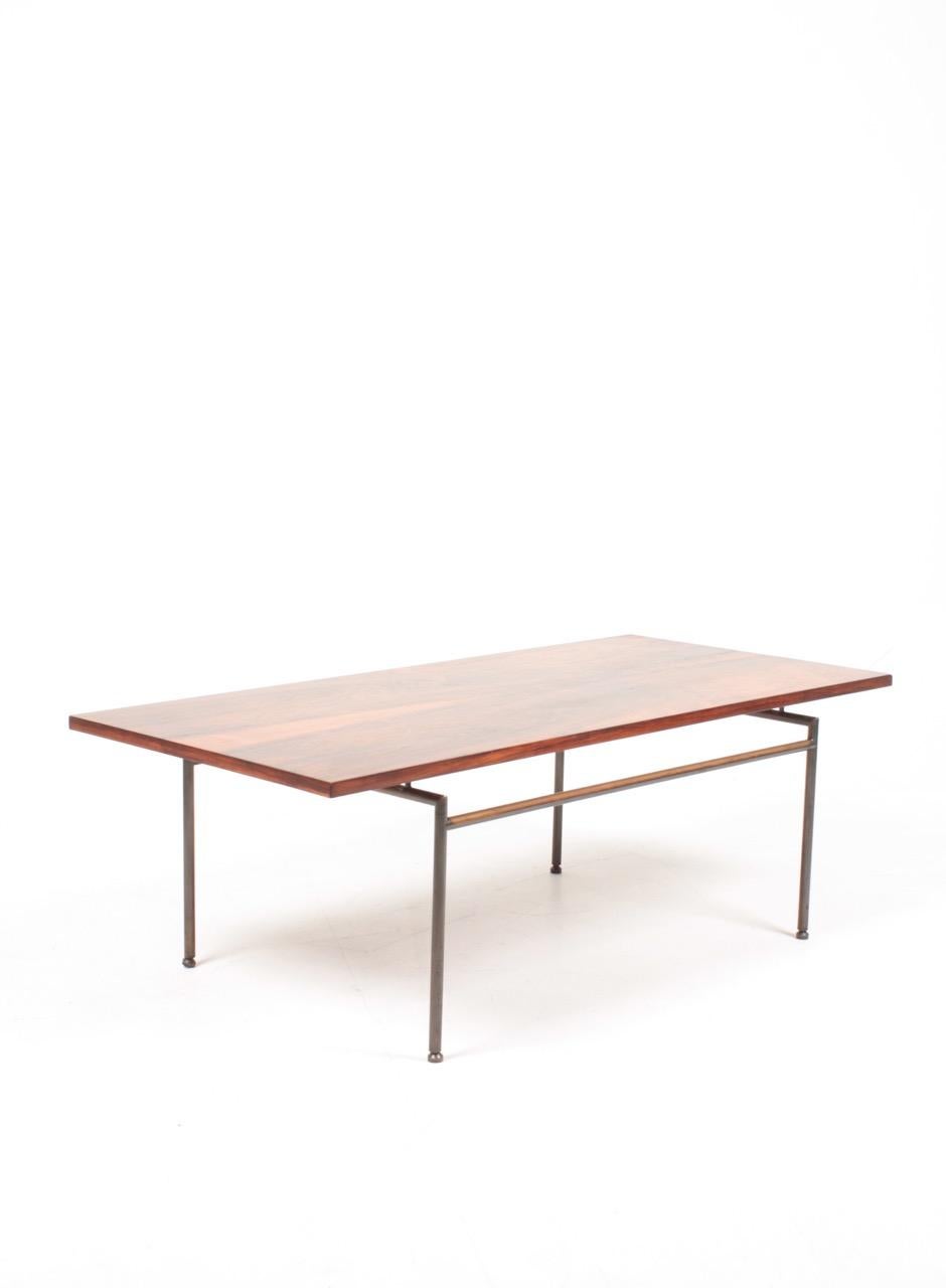 Table basse du milieu du siècle en bois de rose par Poul Nørreklit, design danois, années 1960 Bon état - En vente à Lejre, DK