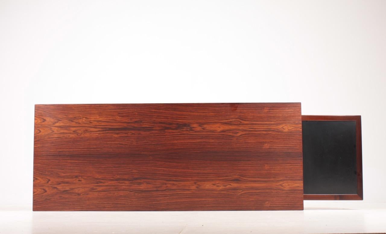 Niedriger Tisch aus Palisanderholz aus der Mitte des Jahrhunderts:: entworfen von Severin Hansen:: 1960er Jahre im Angebot 2